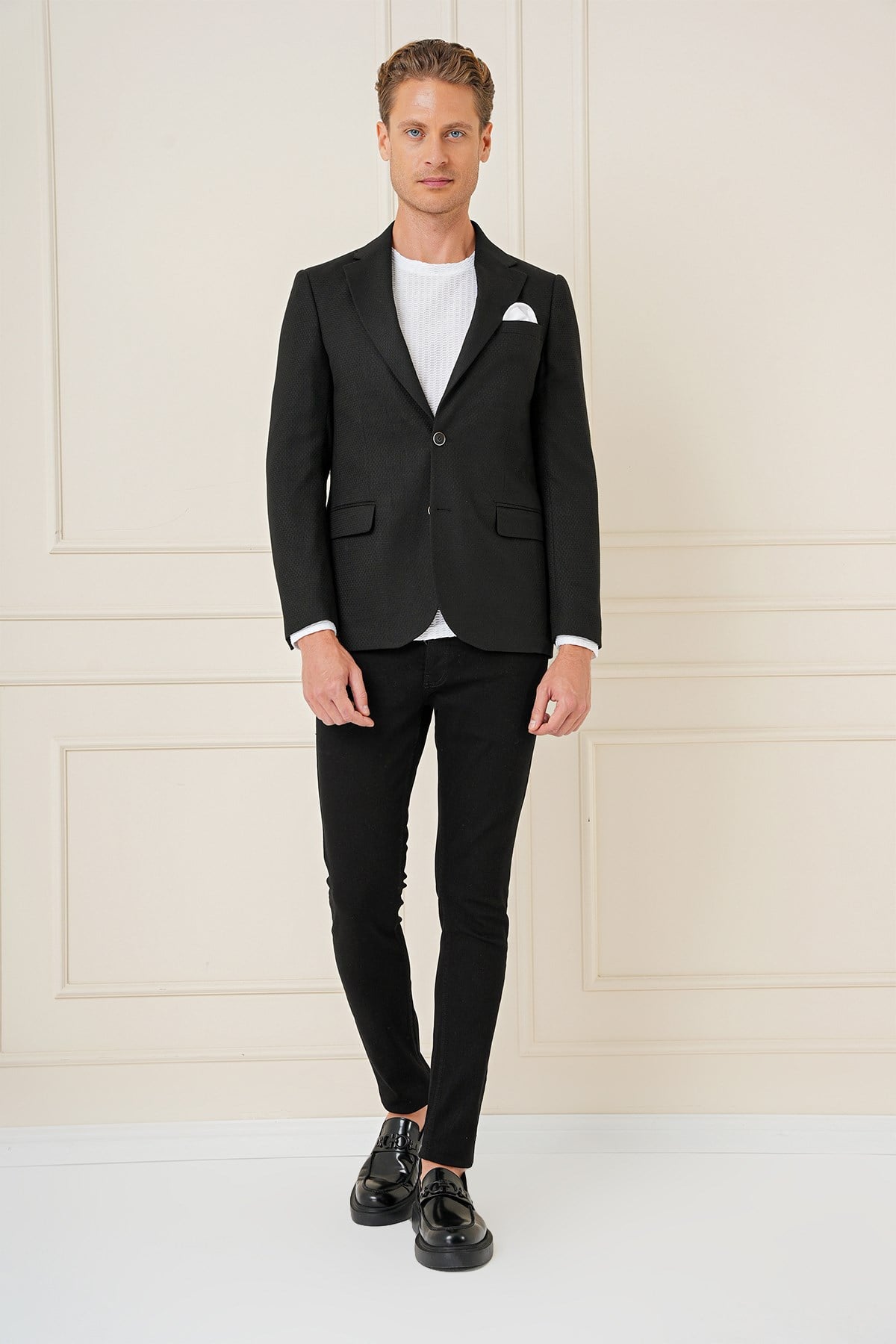 Slim Fit Yünlü Örgü Dokuma Çift Yırtmaç Siyah Ceket C 685