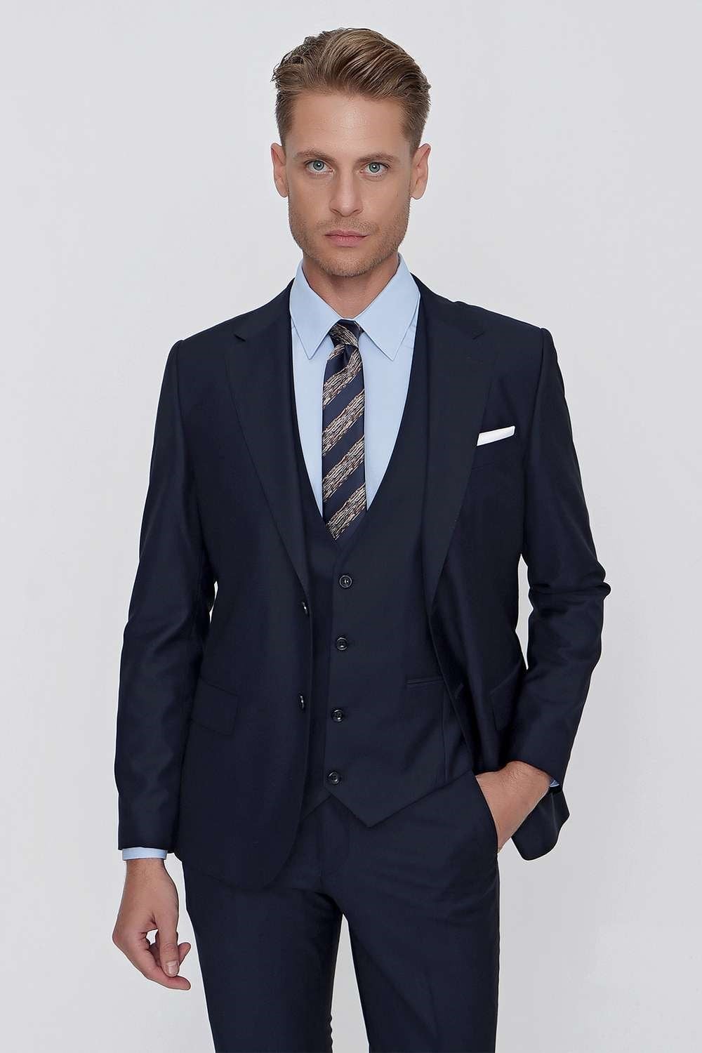 TK 861 Slim Fit Lacivert Klasik Takım Elbise