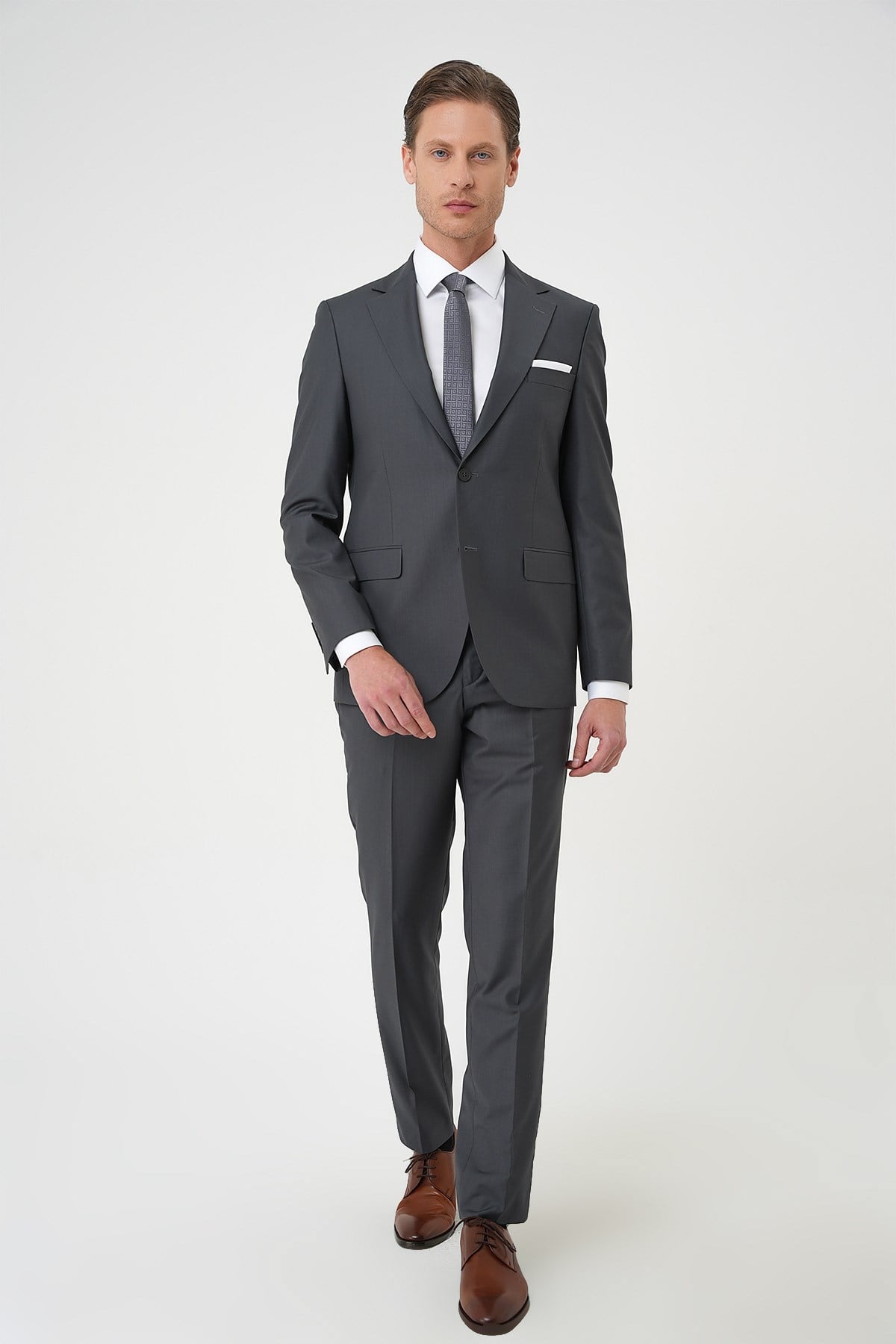 Tk 892 Slim Fit Düz Klasik Füme Takım Elbise 