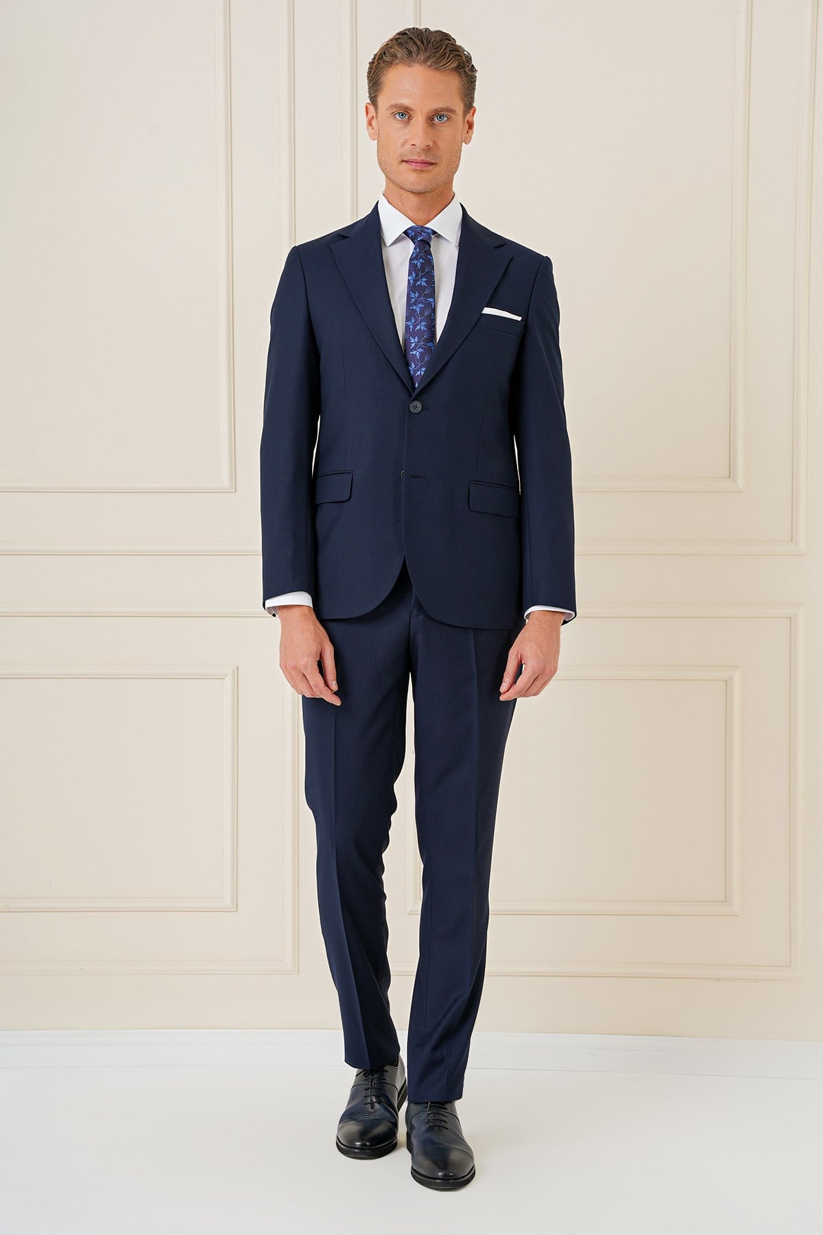 Tk 892 Slim Fit Düz Klasik Lacivert Takım Elbise 