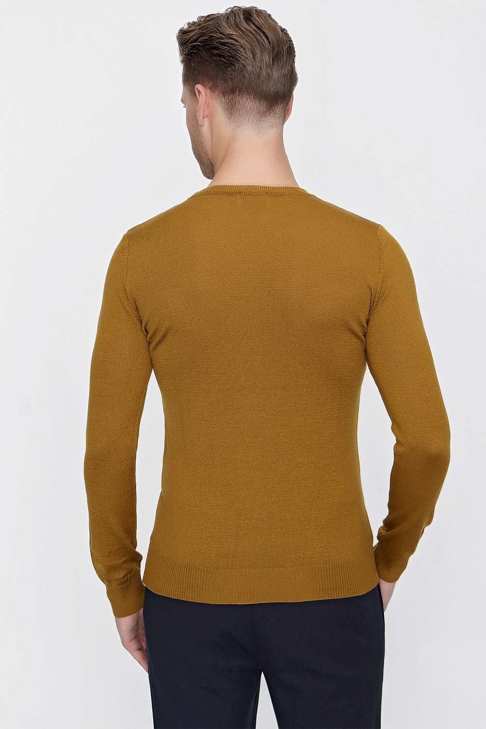 TR 840 Slim Fit Tütün Klasik Triko