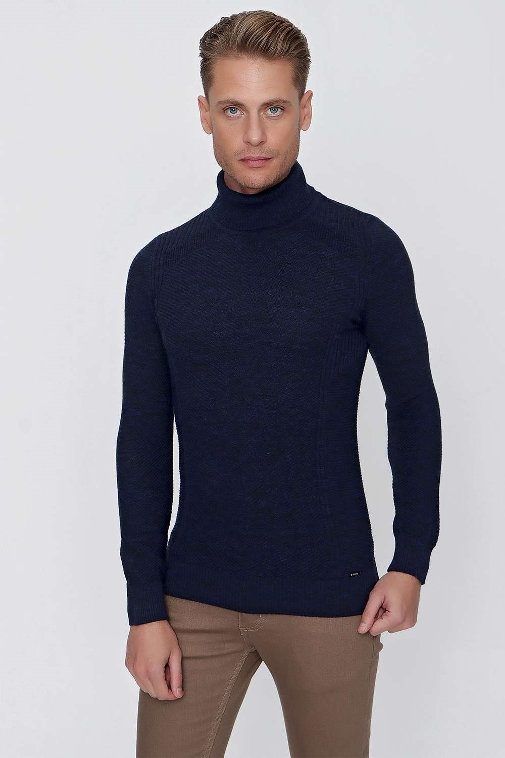 TR 847 Slim Fit Lacivert Klasik Triko