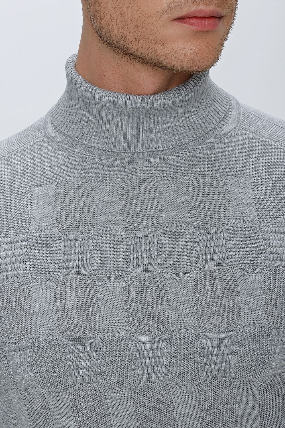 TR 852 Slim Fit Gri Klasik Triko