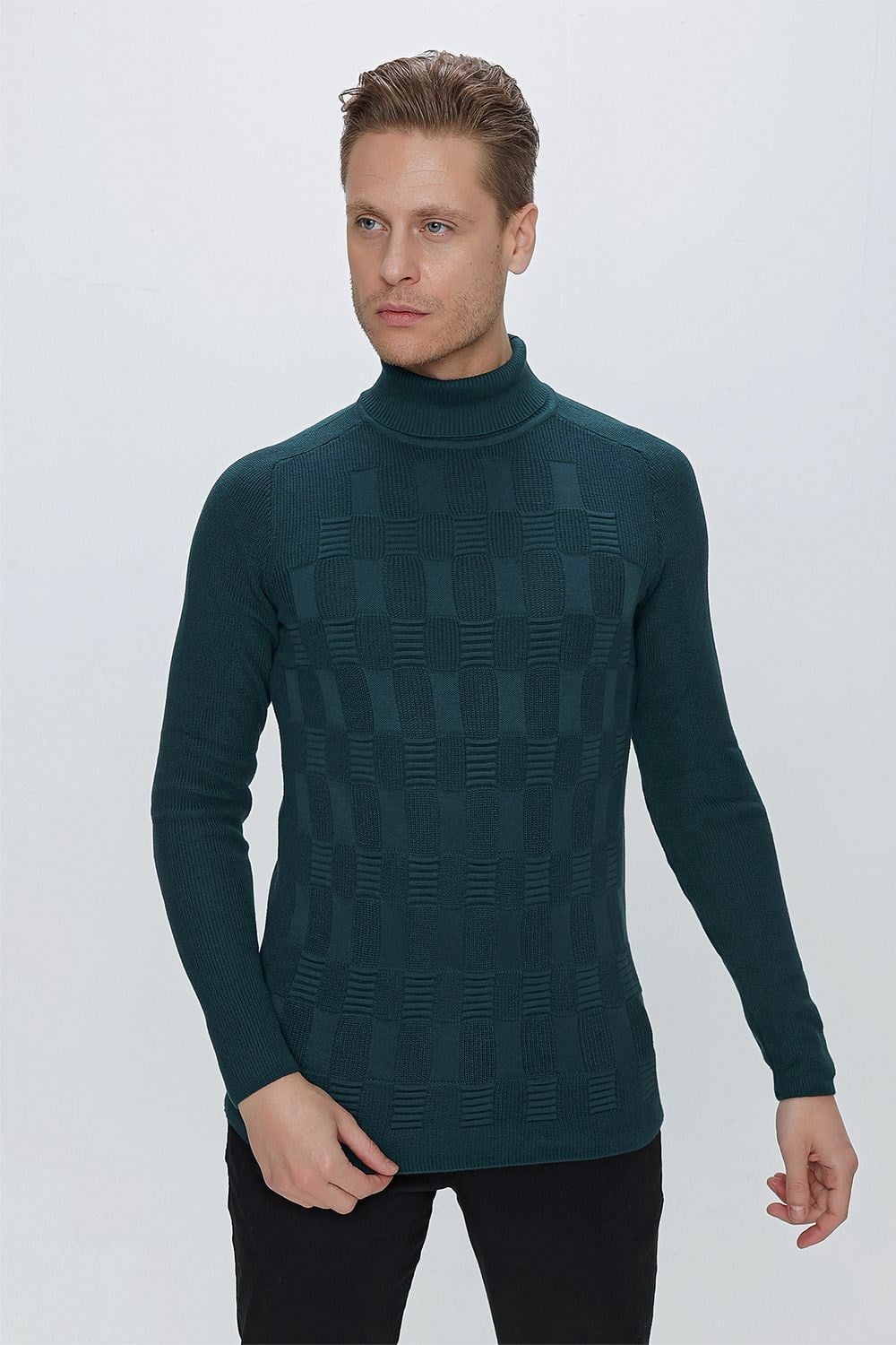 TR 852 Slim Fit Zümrüt Yeşil Klasik Triko