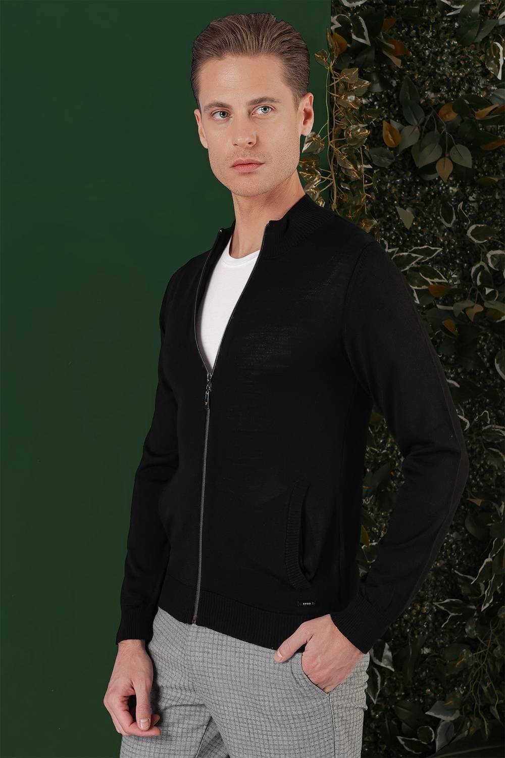 TR 860 Slim Fit Siyah Klasik Triko