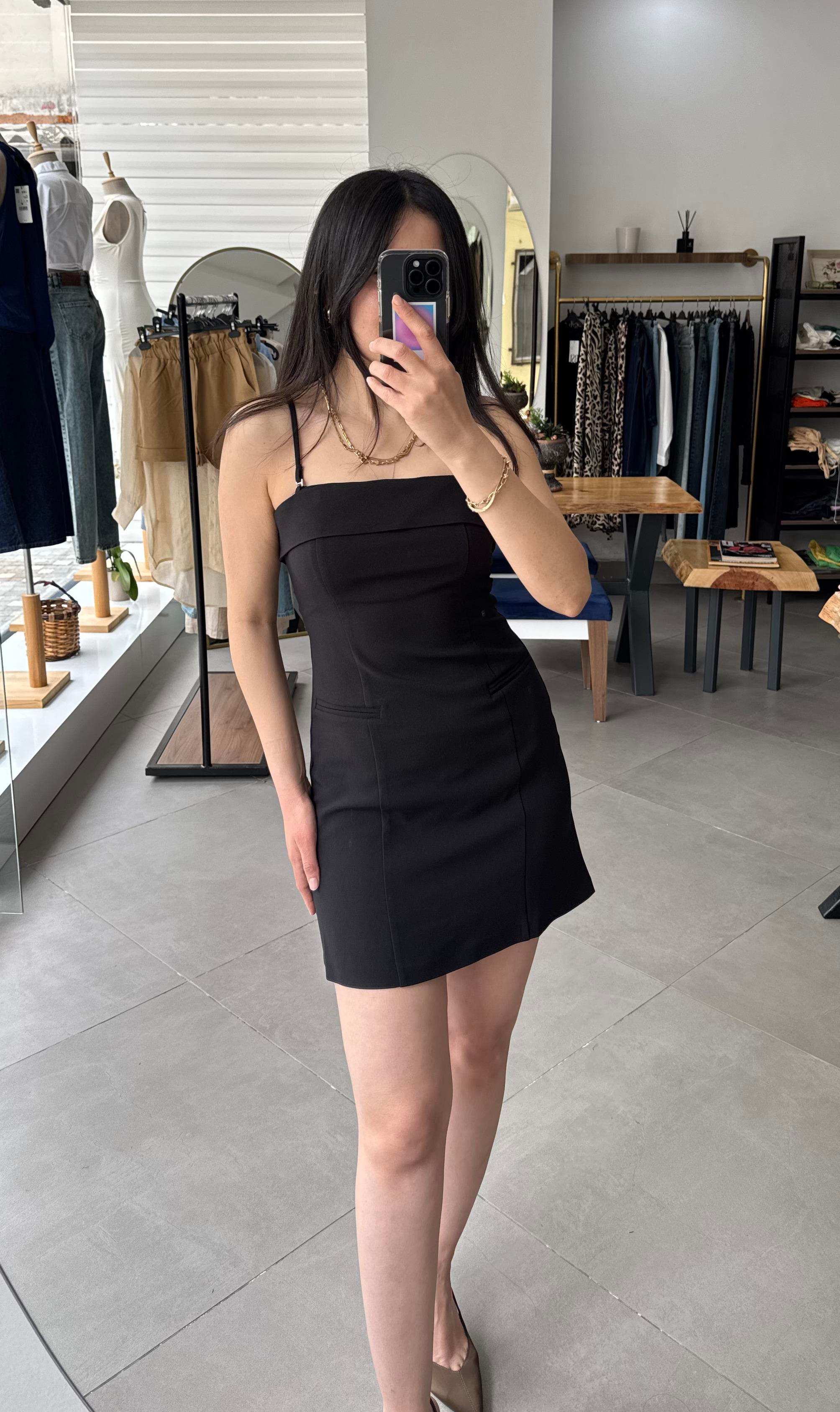 Askılı Cep Detaylı Siyah Mini Elbise