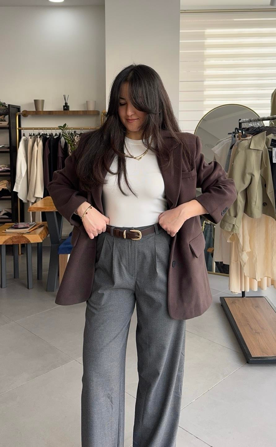 Bisiklet Yaka Parmak Geçme Detaylı Uzun Kollu Kemik Body