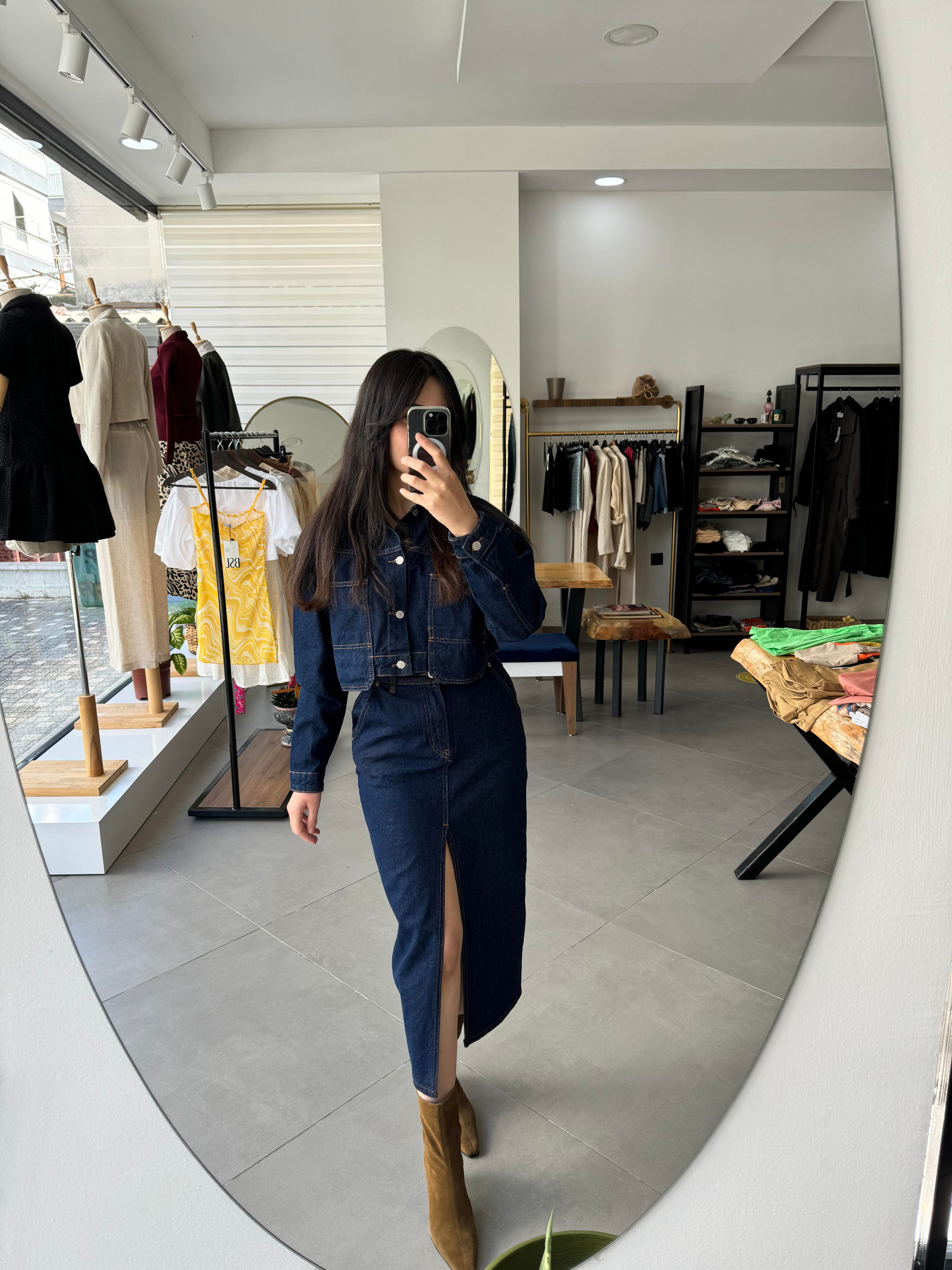 Cep Detaylı Kısa Denim Ceket
