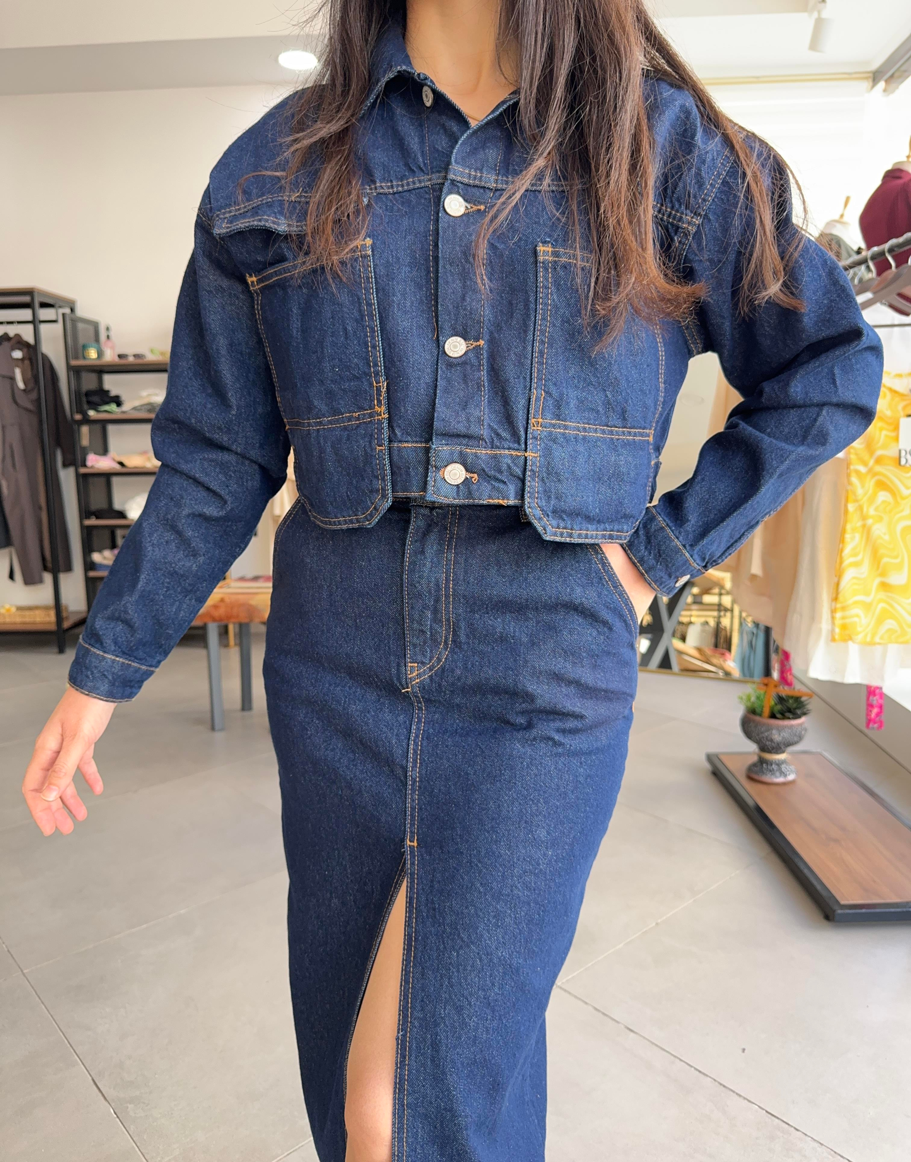 Cep Detaylı Kısa Denim Ceket