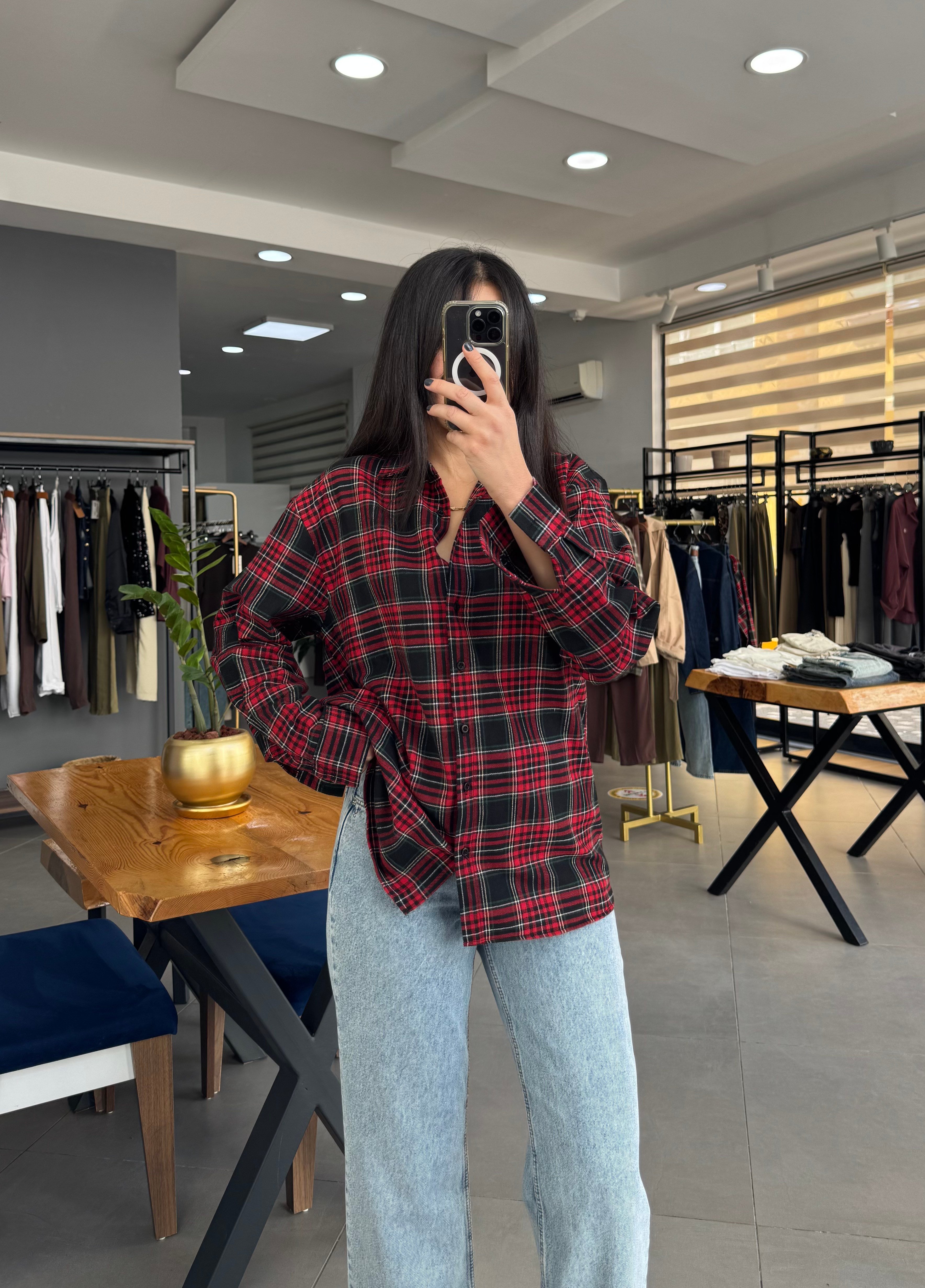 Ekoseli Oversize Kırmızı Gömlek