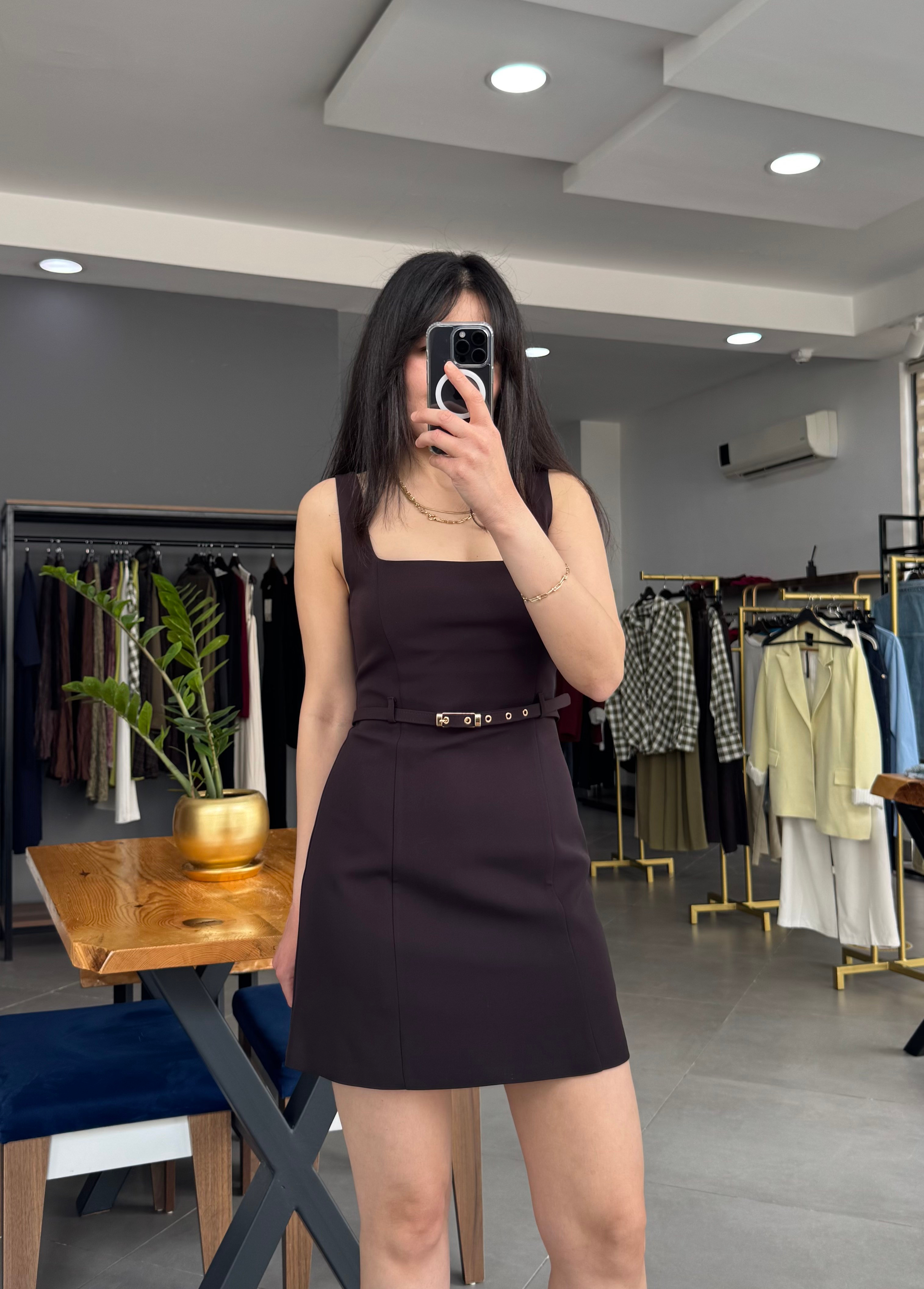 Kahve Kare Yaka Askılı Kemer Detay Astarlı Mini Elbise