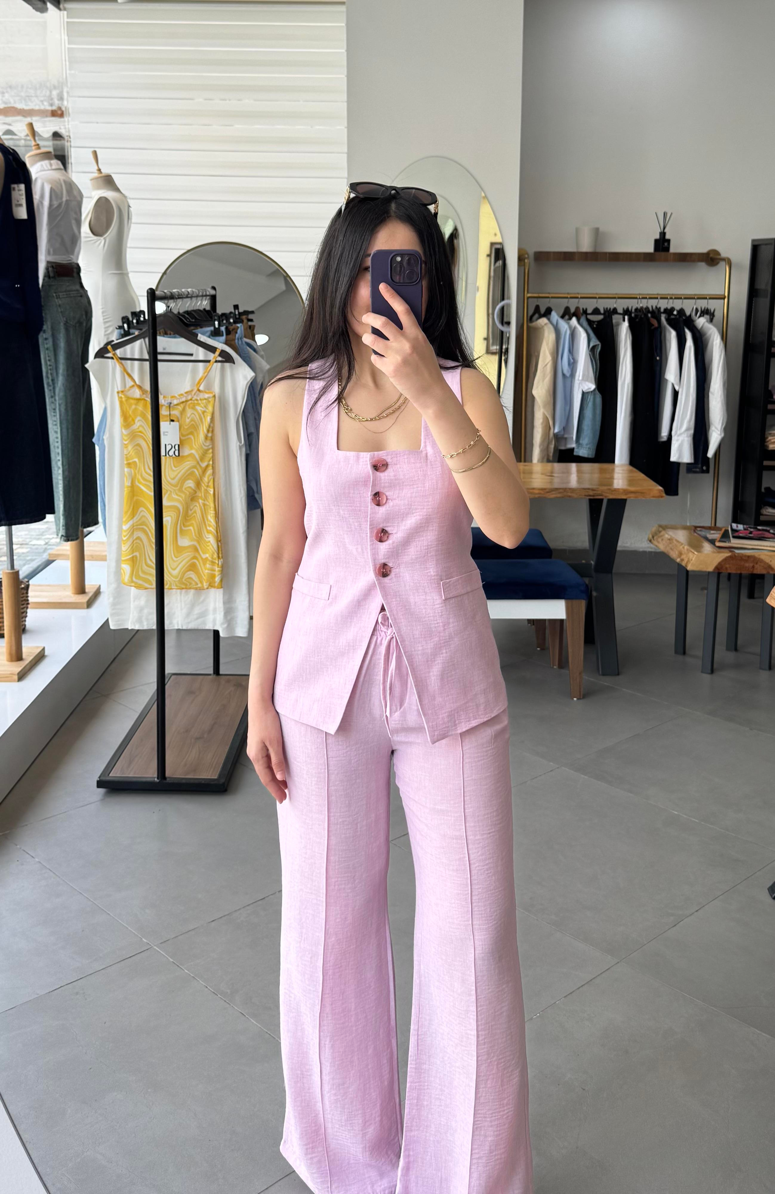 Kare Yaka Yelek Palazzo Pembe Takım