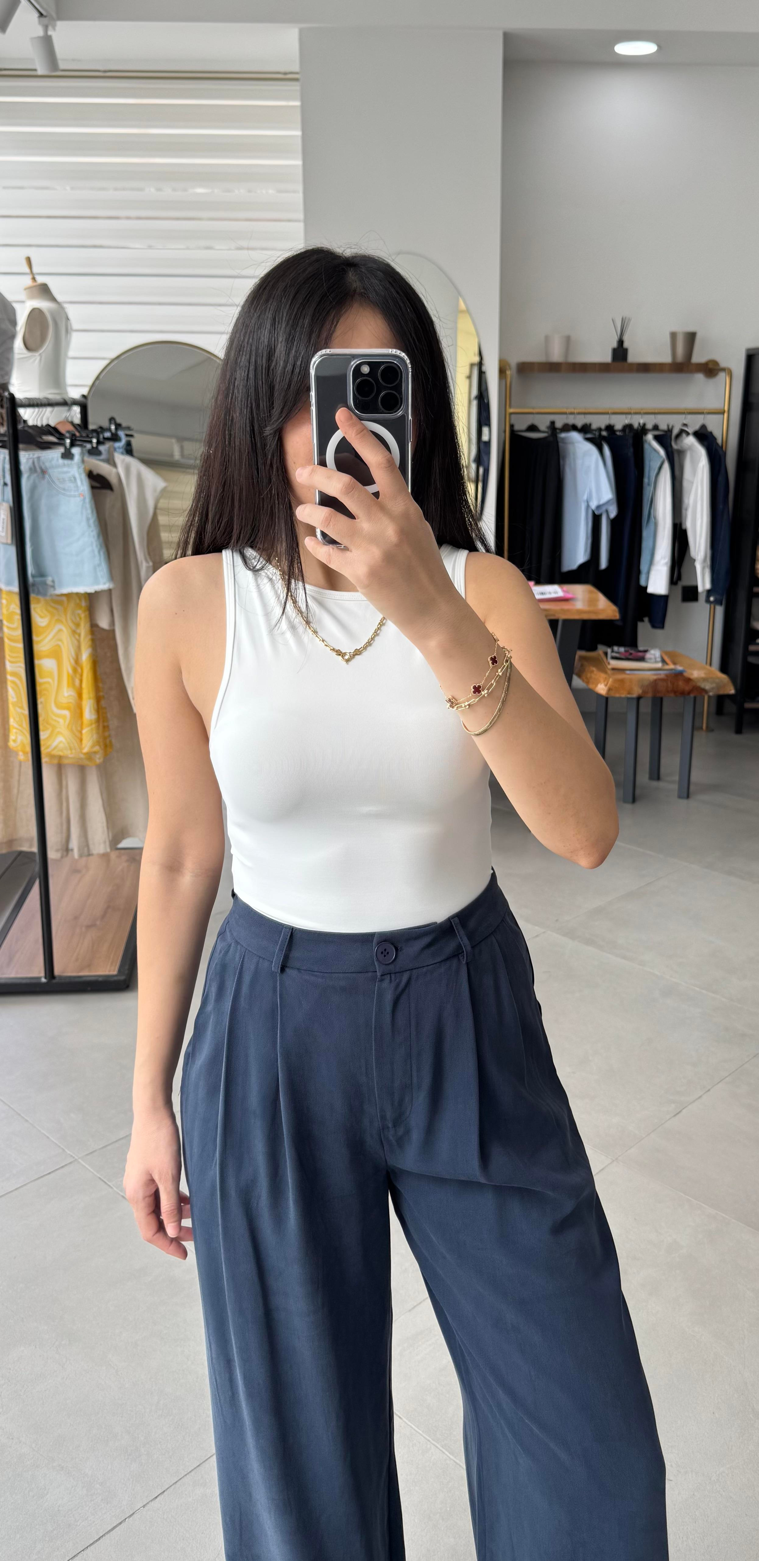 Kayık Yaka Detaylı Yumuşak Dokulu Ekru Body