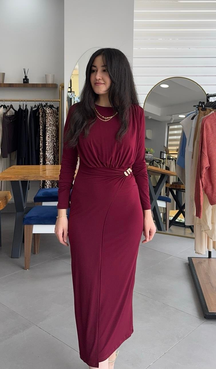 Omuz Drapeli Bel Gold Toka Detaylı Bordo Midi Elbise
