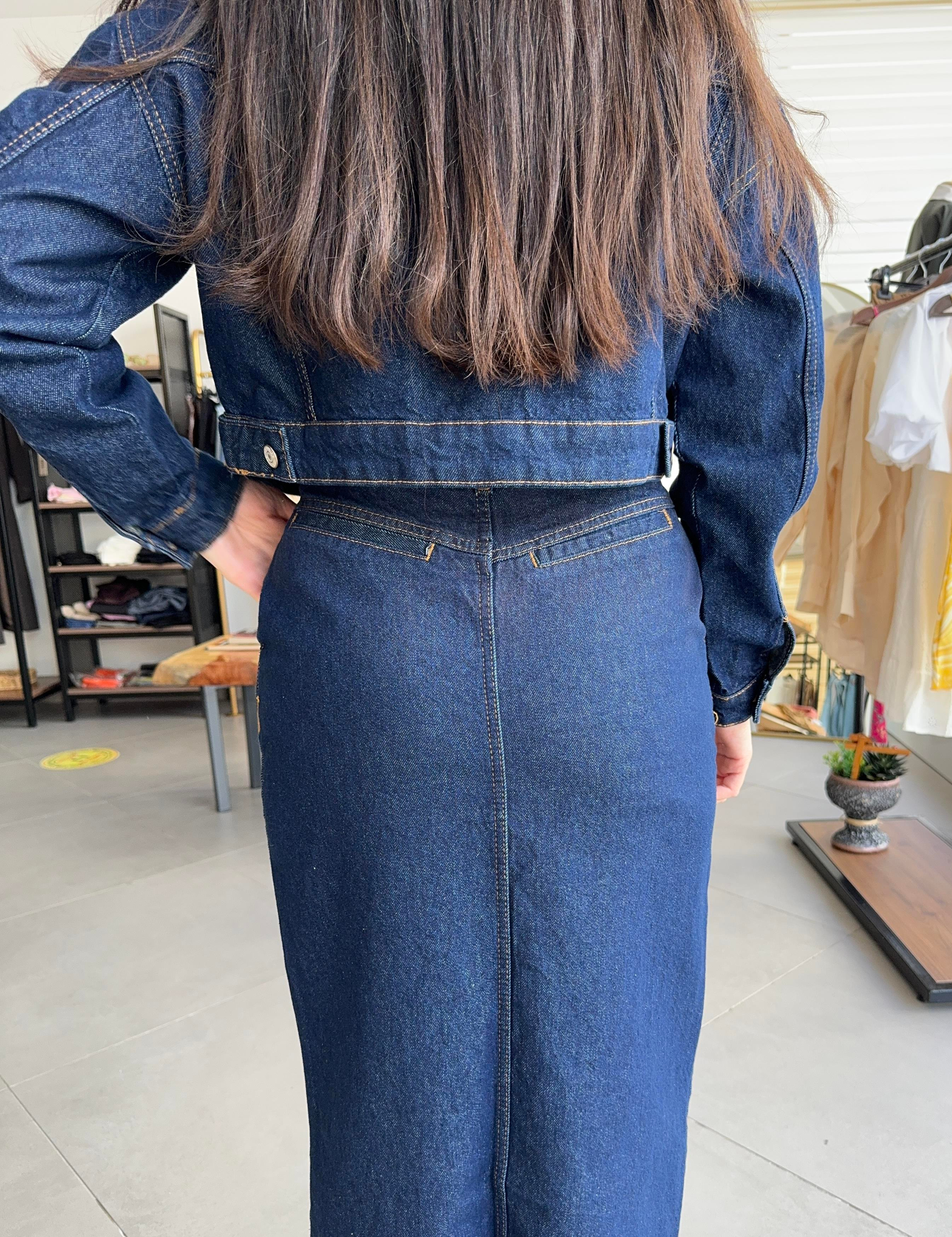 Ön Yırtmaç Detaylı Denim Midi Etek