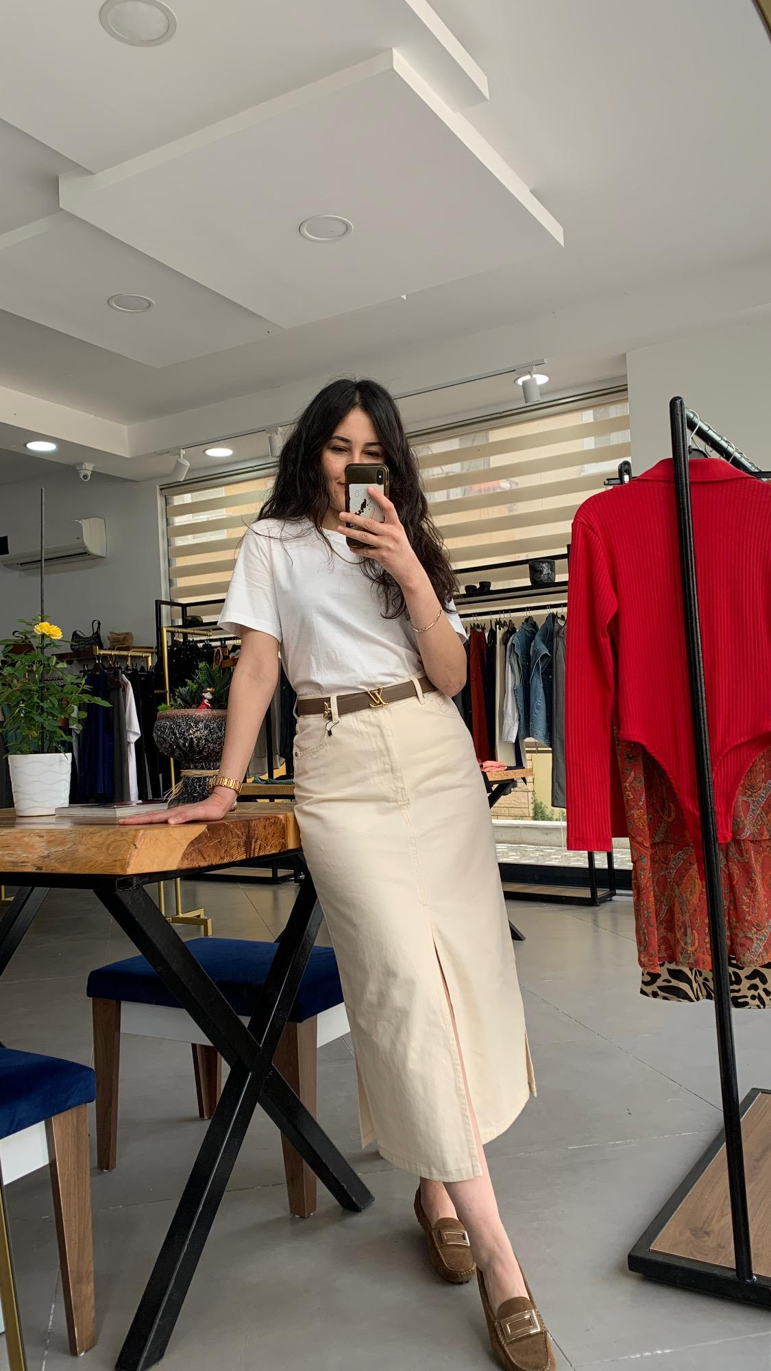 Ön Yırtmaç Detaylı Midi Krem Denim Etek