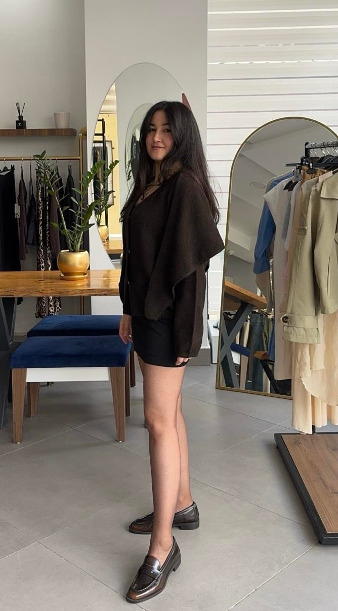 Oversize Atkılı Acı Kahve Triko Hırka