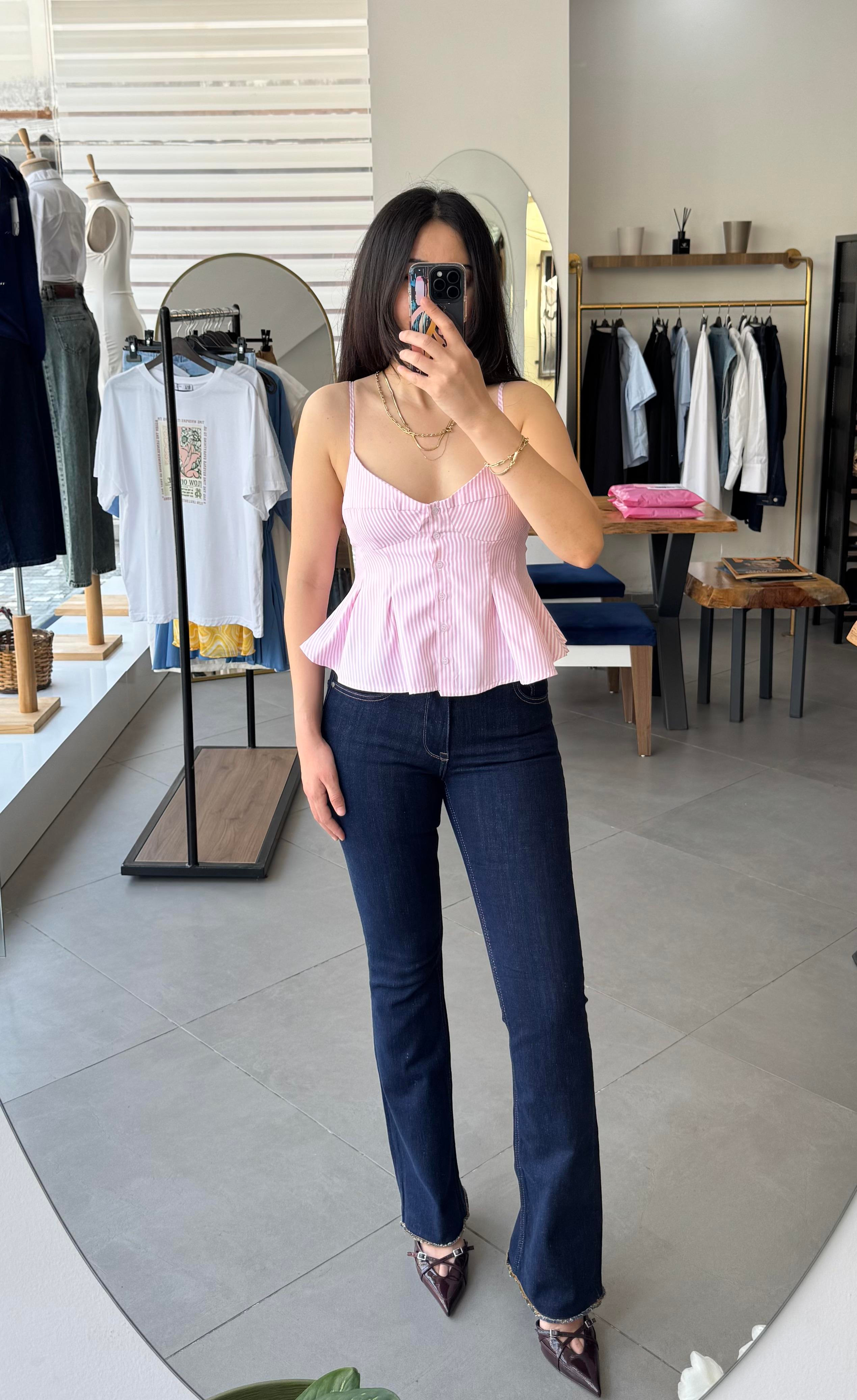 Pembe Kuplu Pileli Ön Düğmeli Poplin Askılı Bluz