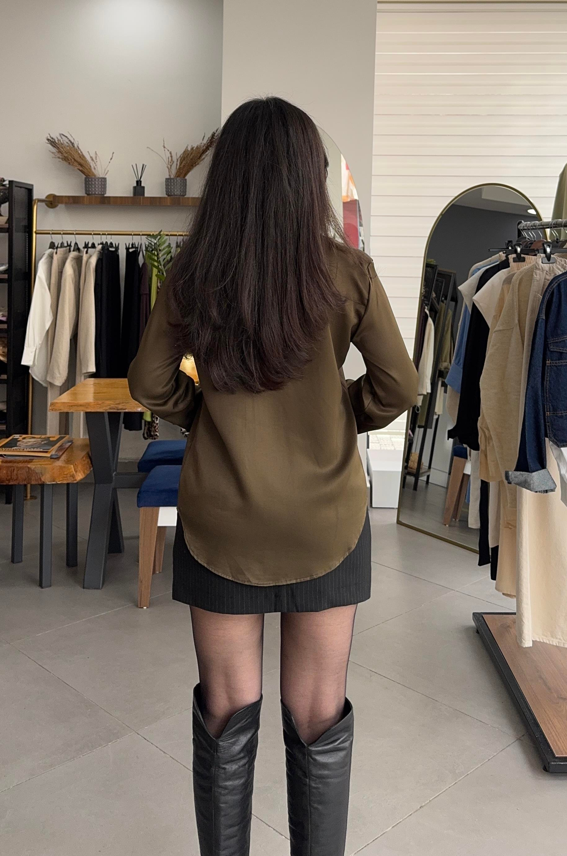 Saten Gizli Düğme Detaylı Haki Gömlek