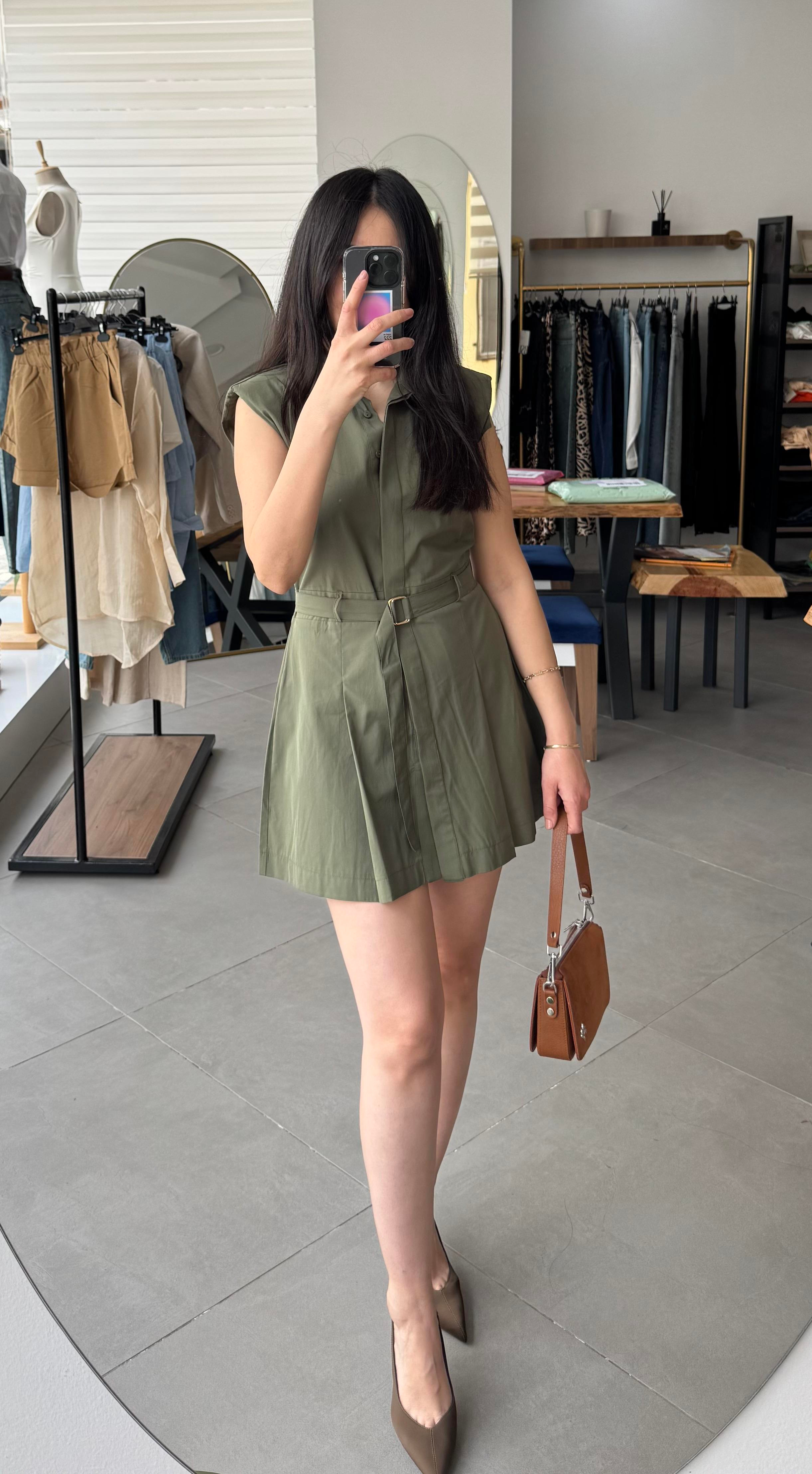 Vatkalı Kemer Detaylı Haki Mini Elbise