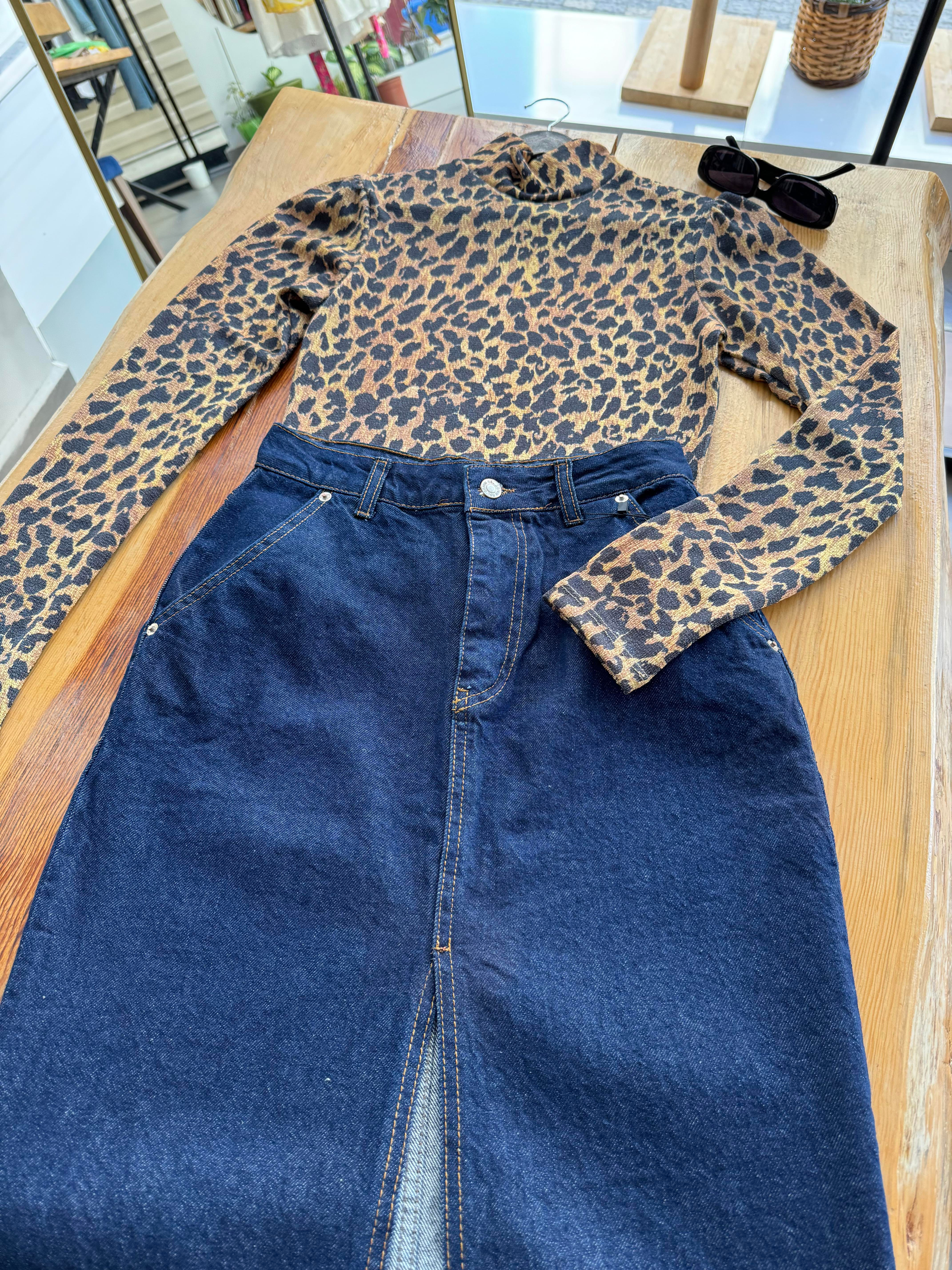 Yarım Balıkçı Yaka Leopar Kahve Body