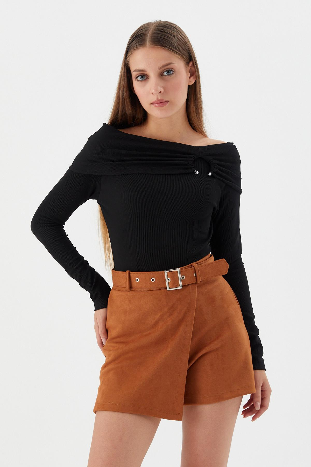 Kemerli Süet Şort Etek TABA