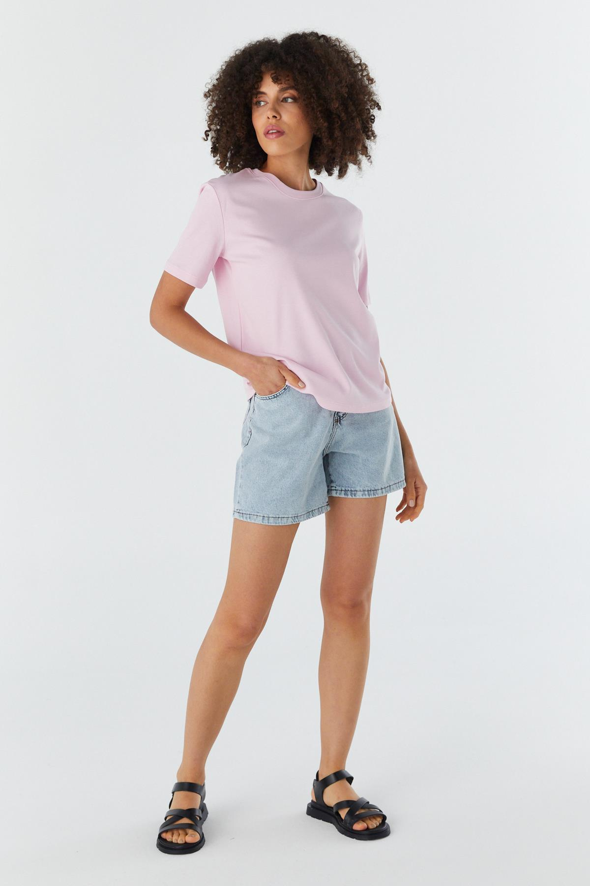 Regular Basic T-shirt PEMBE