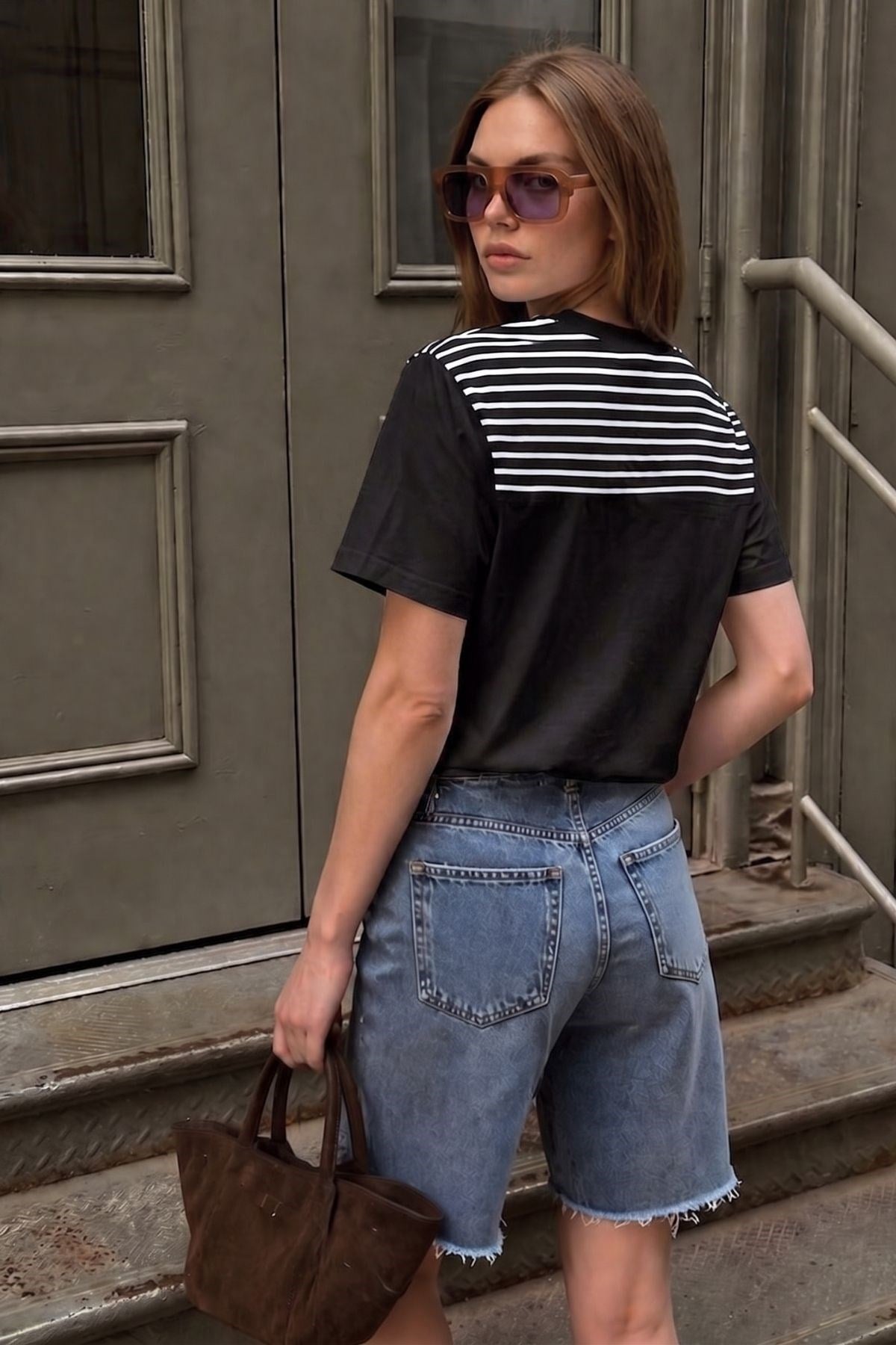 SIYAH