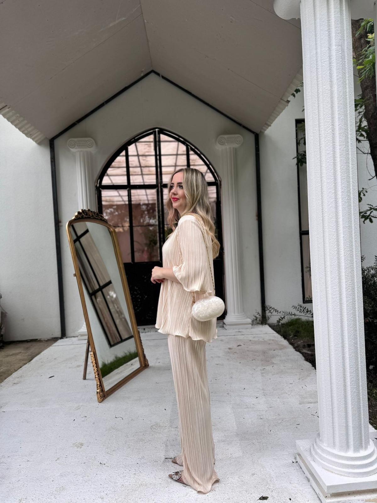 ALMİLA VOLANLI TASARIM PİLİSE TAKIM EKRU