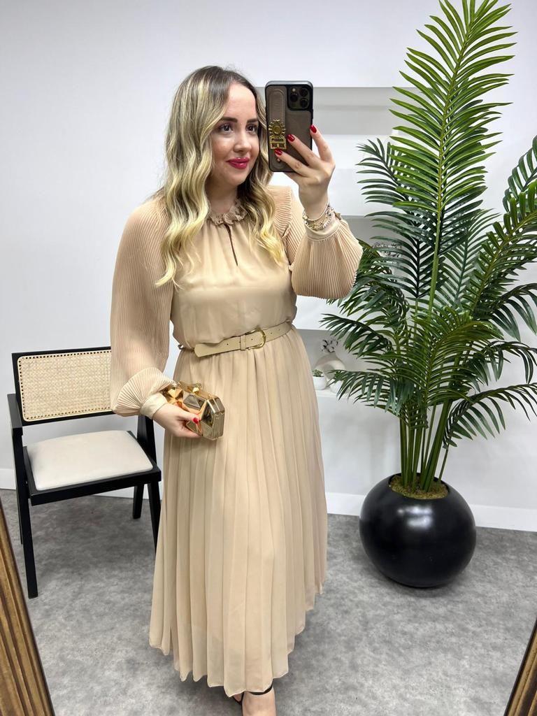 AMBER YAKA DETAYLI BELİ LASTİKLİ ŞİFON ELBİSE BEJ