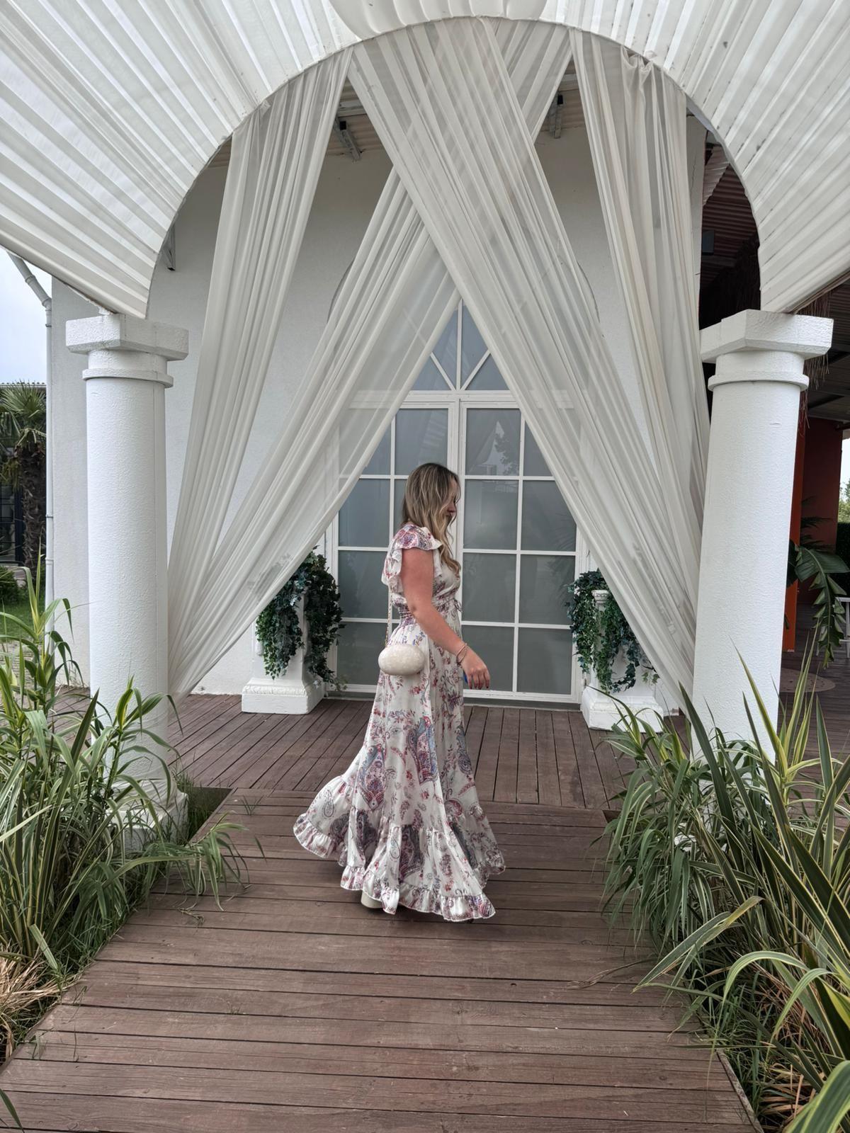 ANGEL İPEK SATEN İTHAL BELİ LASTIKLI TASARIM ELBİSE EKRU