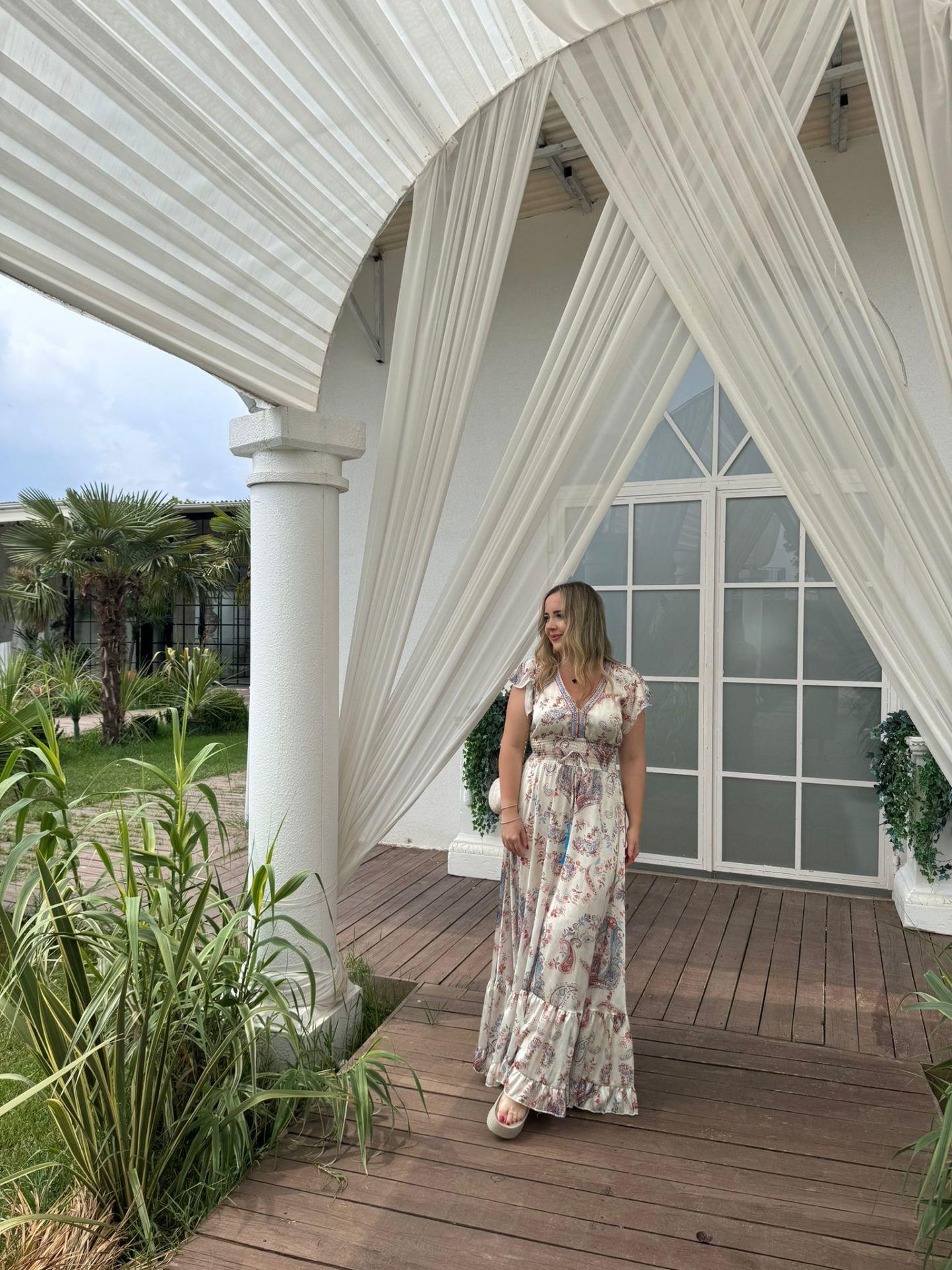 ANGEL İPEK SATEN İTHAL BELİ LASTIKLI TASARIM ELBİSE EKRU