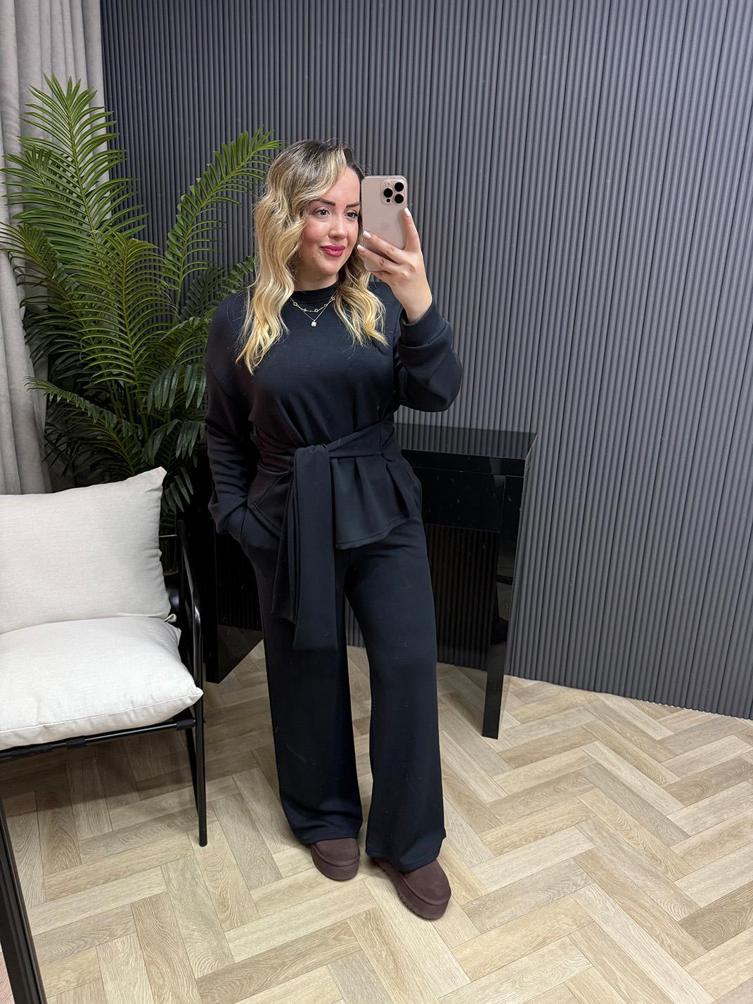 Bağlama Detaylı Orj Marka Oyhs Kumaş Takım Siyah