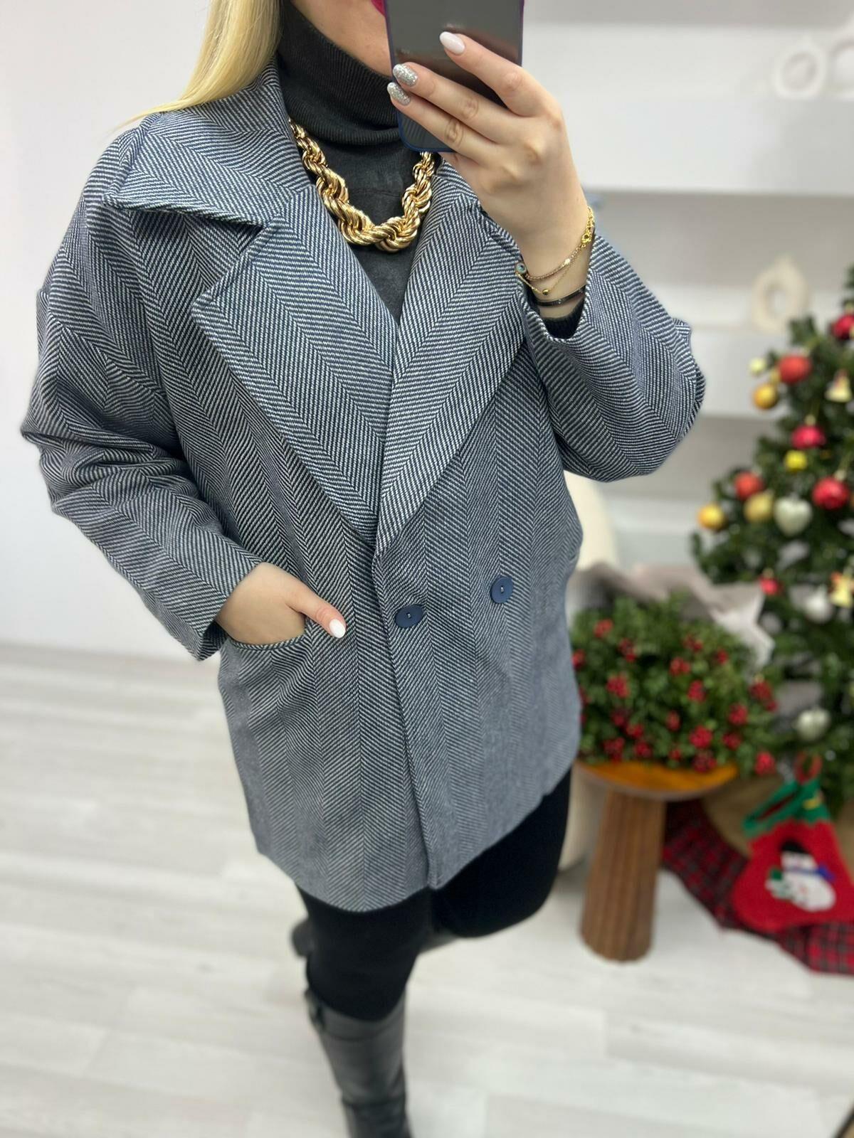 BALIKSIRTI DESEN LACİ-GRİ OVERSİZE KABAN