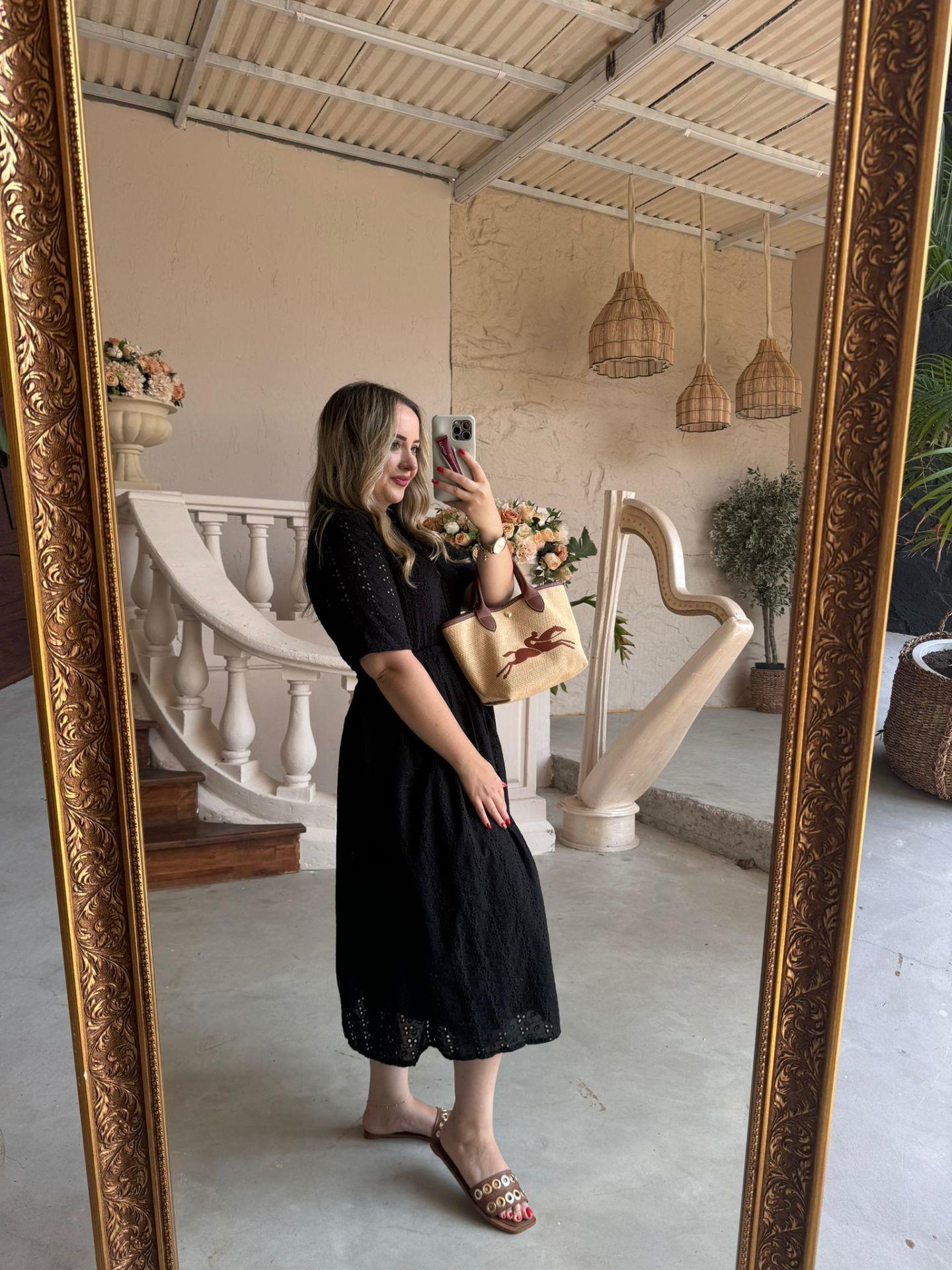 BELDEN BÜZGÜLÜ TASARIM FİSTO ELBİSE SİYAH