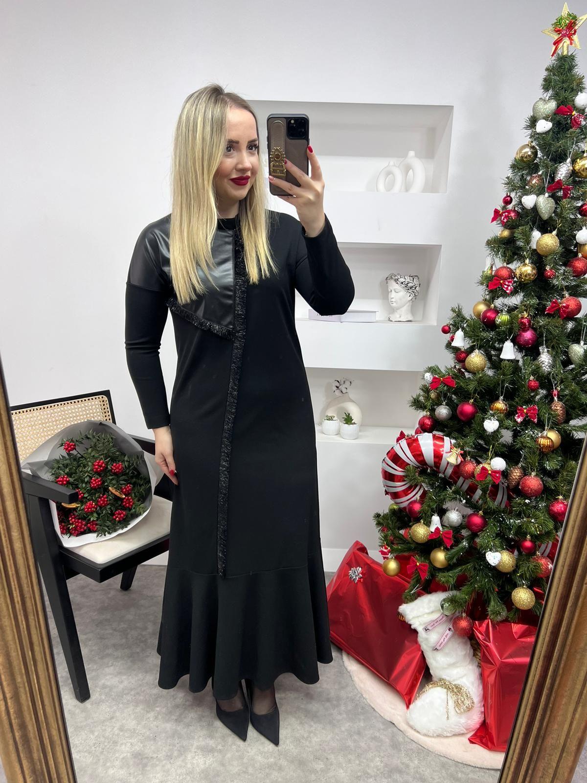 DERİ DETALI SİYAH UZUN ELBİSE