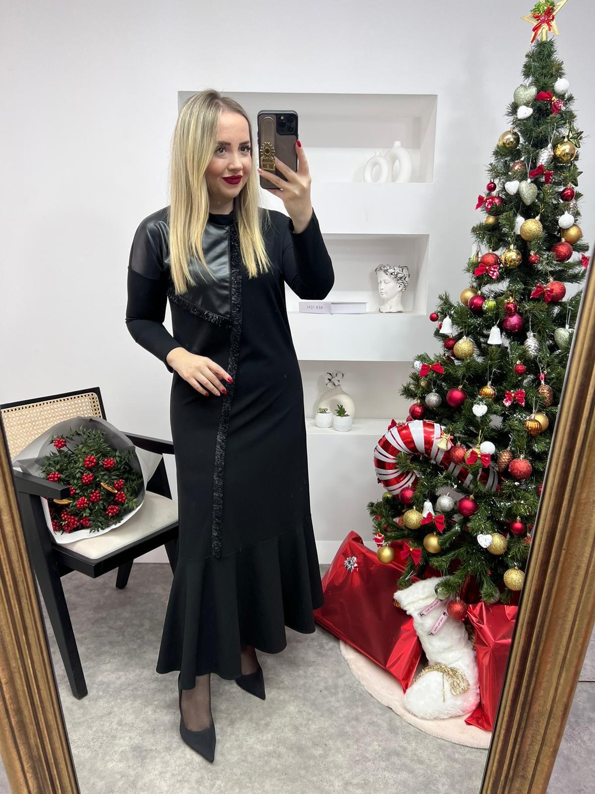 DERİ DETALI SİYAH UZUN ELBİSE