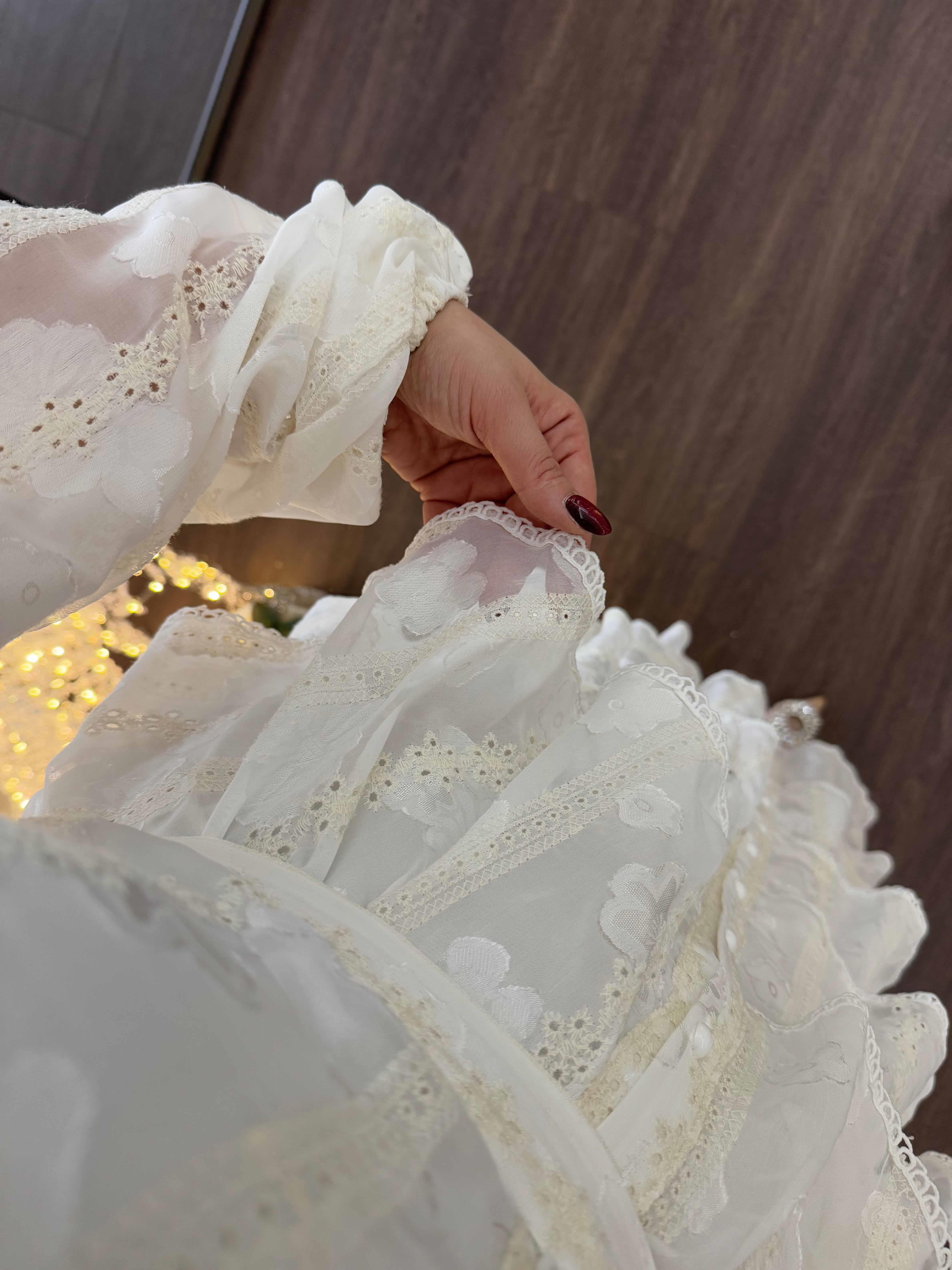 Diamond Beyaz Çiçekli Şifon Elbise