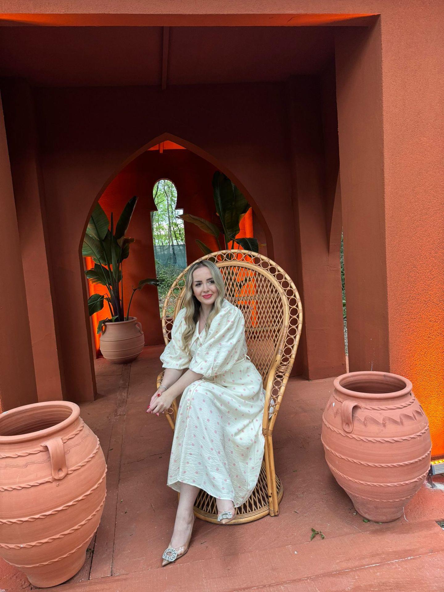 DİANA BALON KOL BEBE YAKA PEMBE PUANTİYELİ ELBİSE