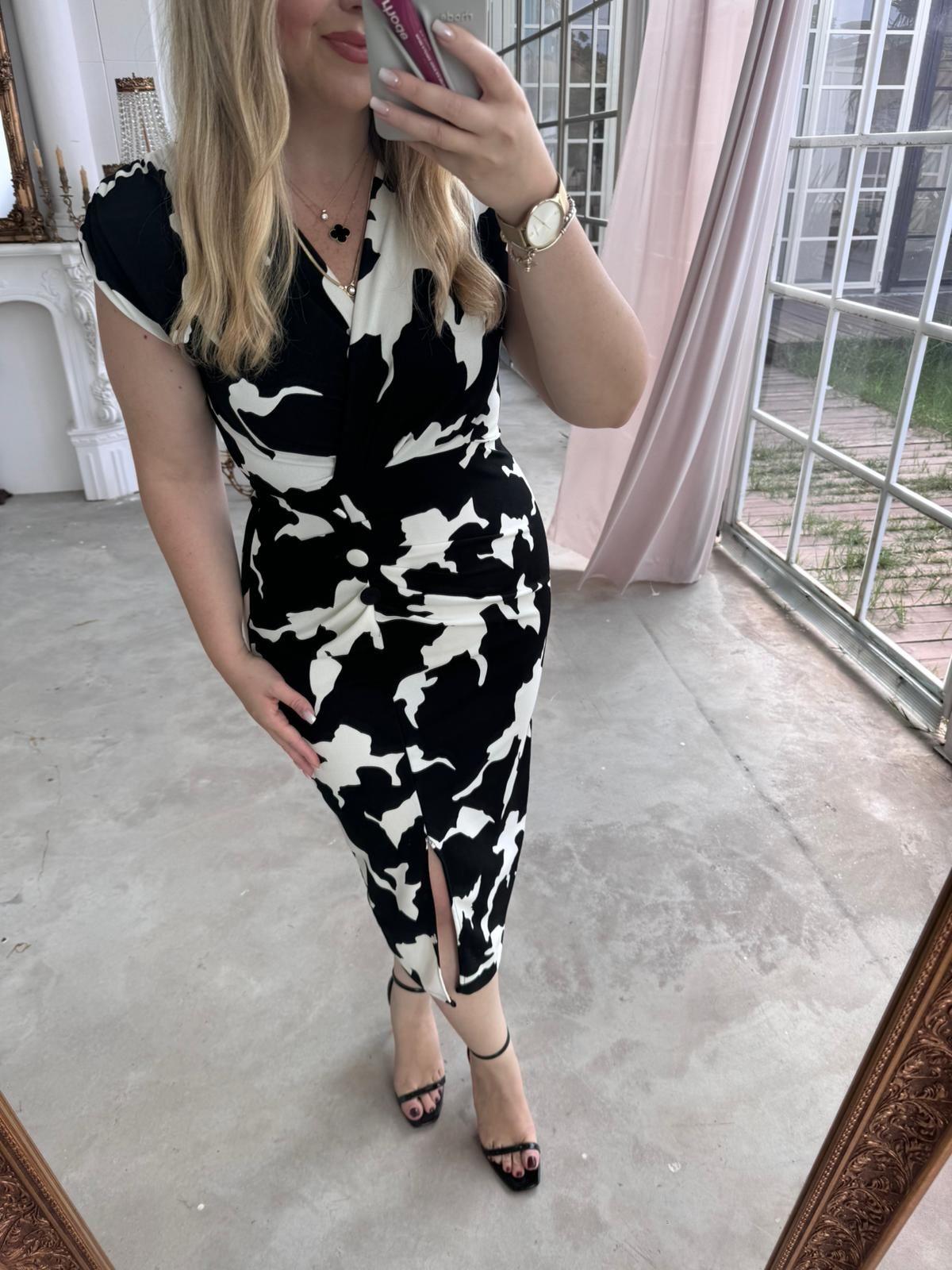 DRAPELİ DÜĞME DETAYLI SİYAH BEYAZ ELBİSE