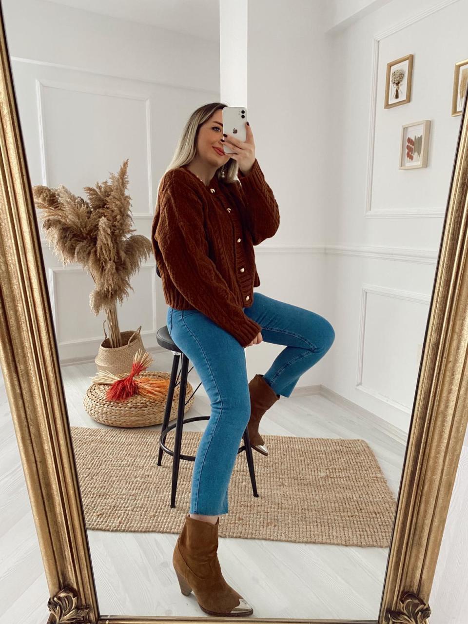 DÜĞME DETAY YUMOŞ YÜN HİRKA KAHVERENGİ