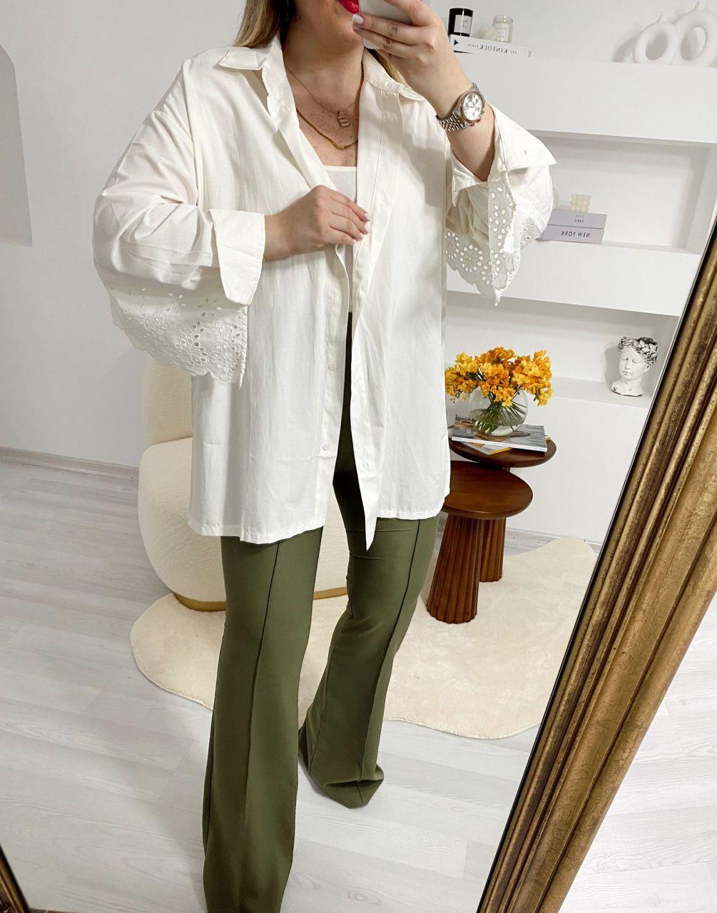 EKRU RENK FİSTO DETAYLI GÖMLEK