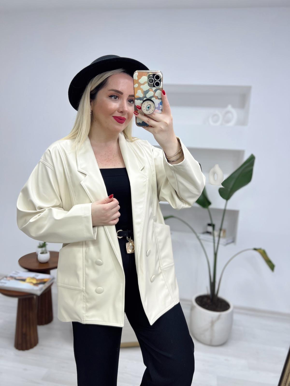 EKRU RENK VİNTAGE MODEL DERİ CEKET