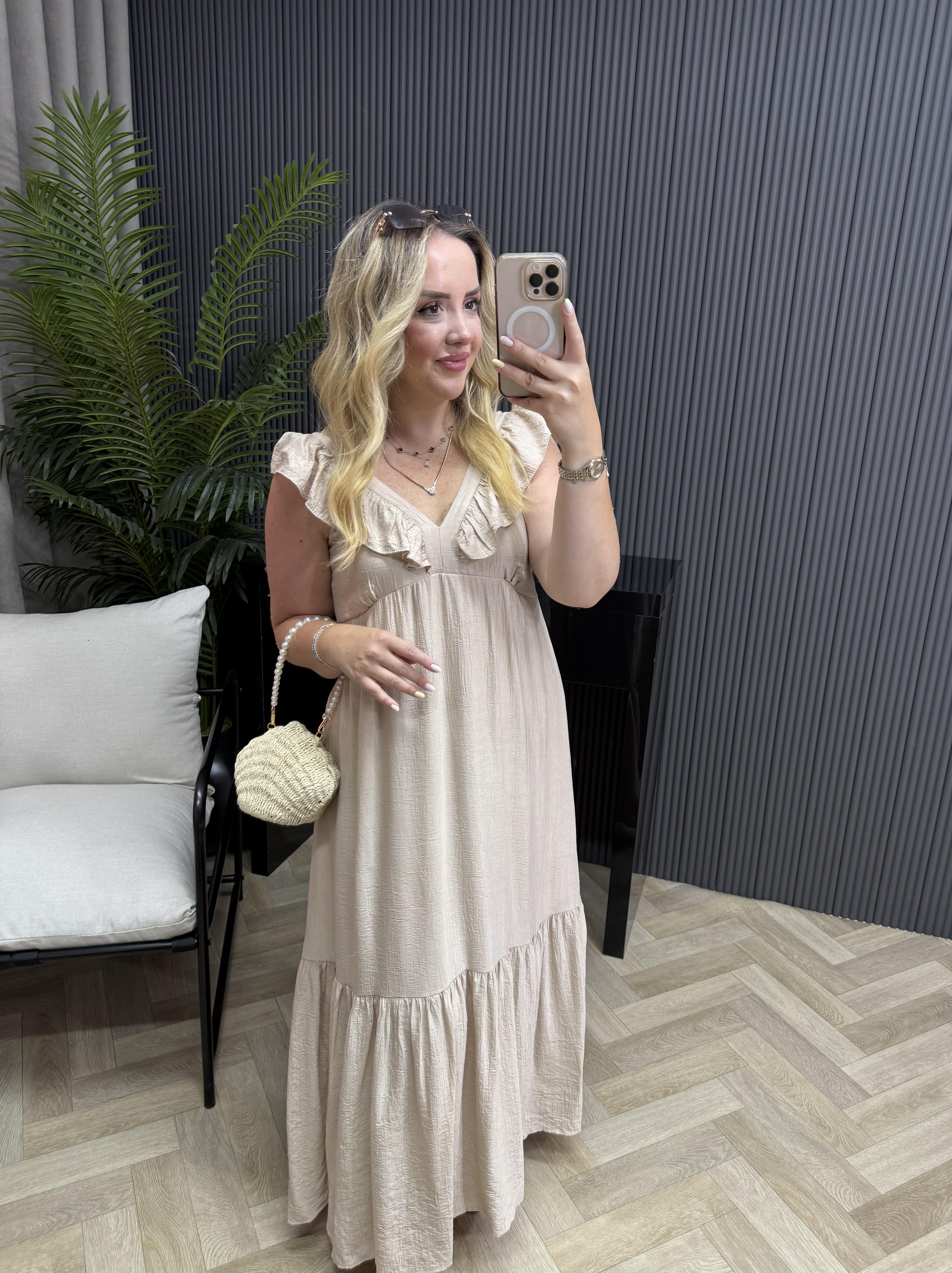 Fırfır Yaka Detaylı Tensel Elbise Bej