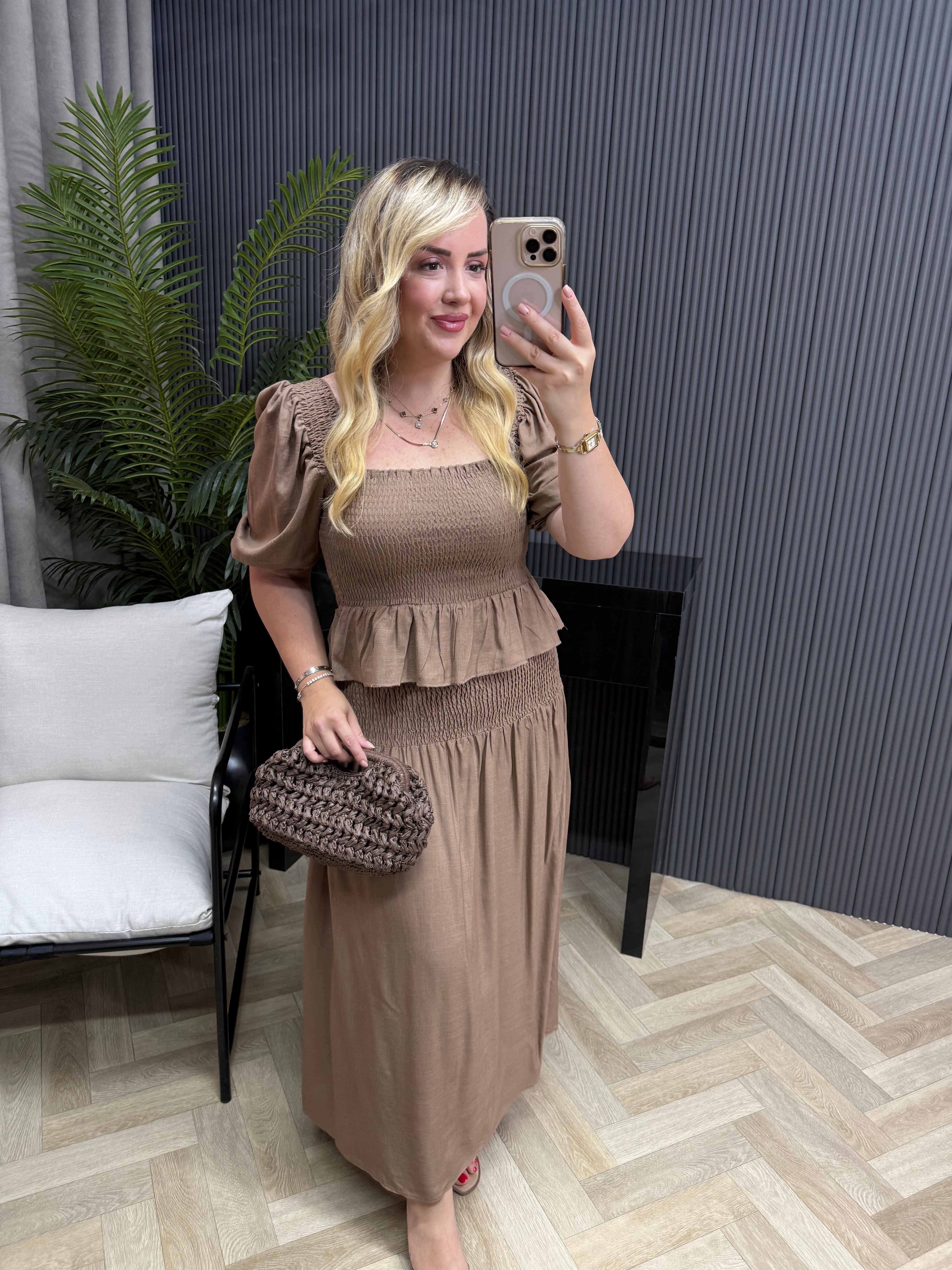 Gipeli Etekli Keten Takım Kahverengi