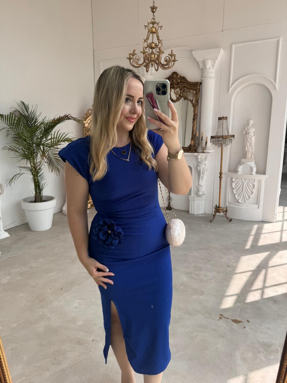 GÜL BROŞ DETAYLI VATKALI KREP ELBİSE SAKS MAVİ