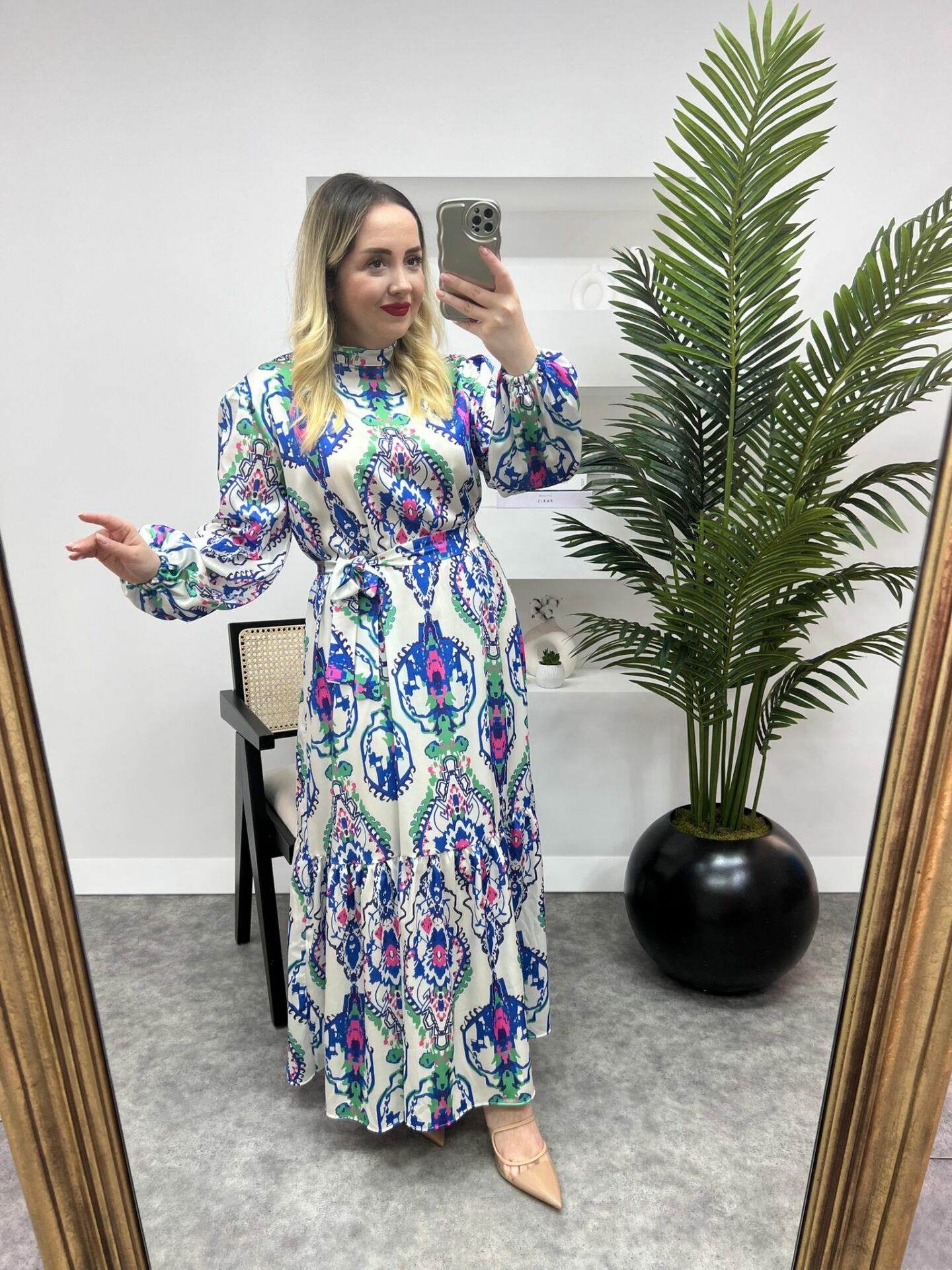 HELEN MODEL İPEK SATEN MAVİ DESENLİ ELBİSE