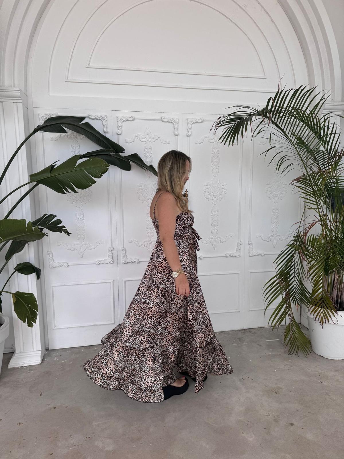 İPEK SATEN ASKILI TASARIM ELBİSE LEOPAR