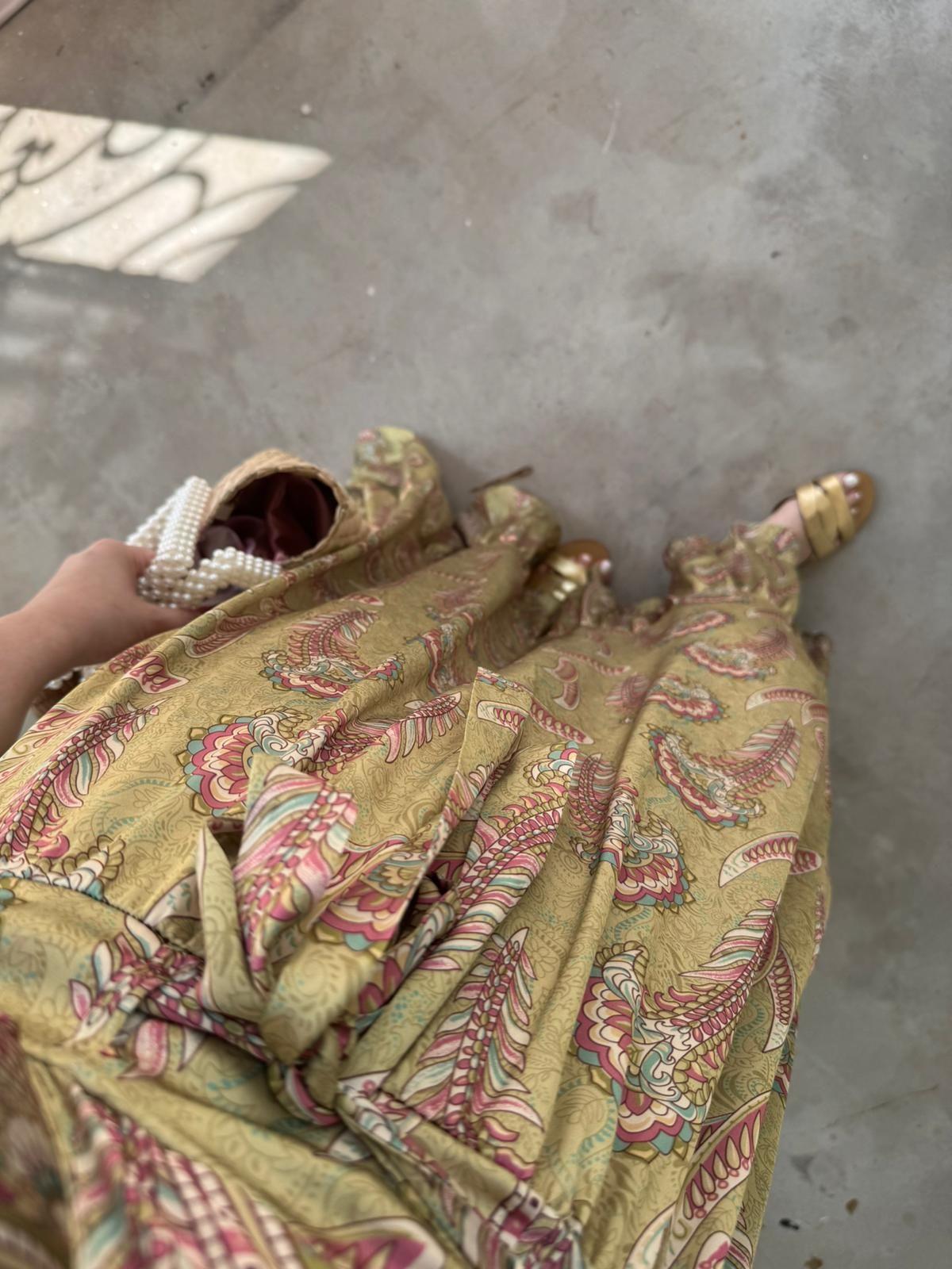 İPEK SATEN ASKILI TASARIM ELBİSE YEŞİL