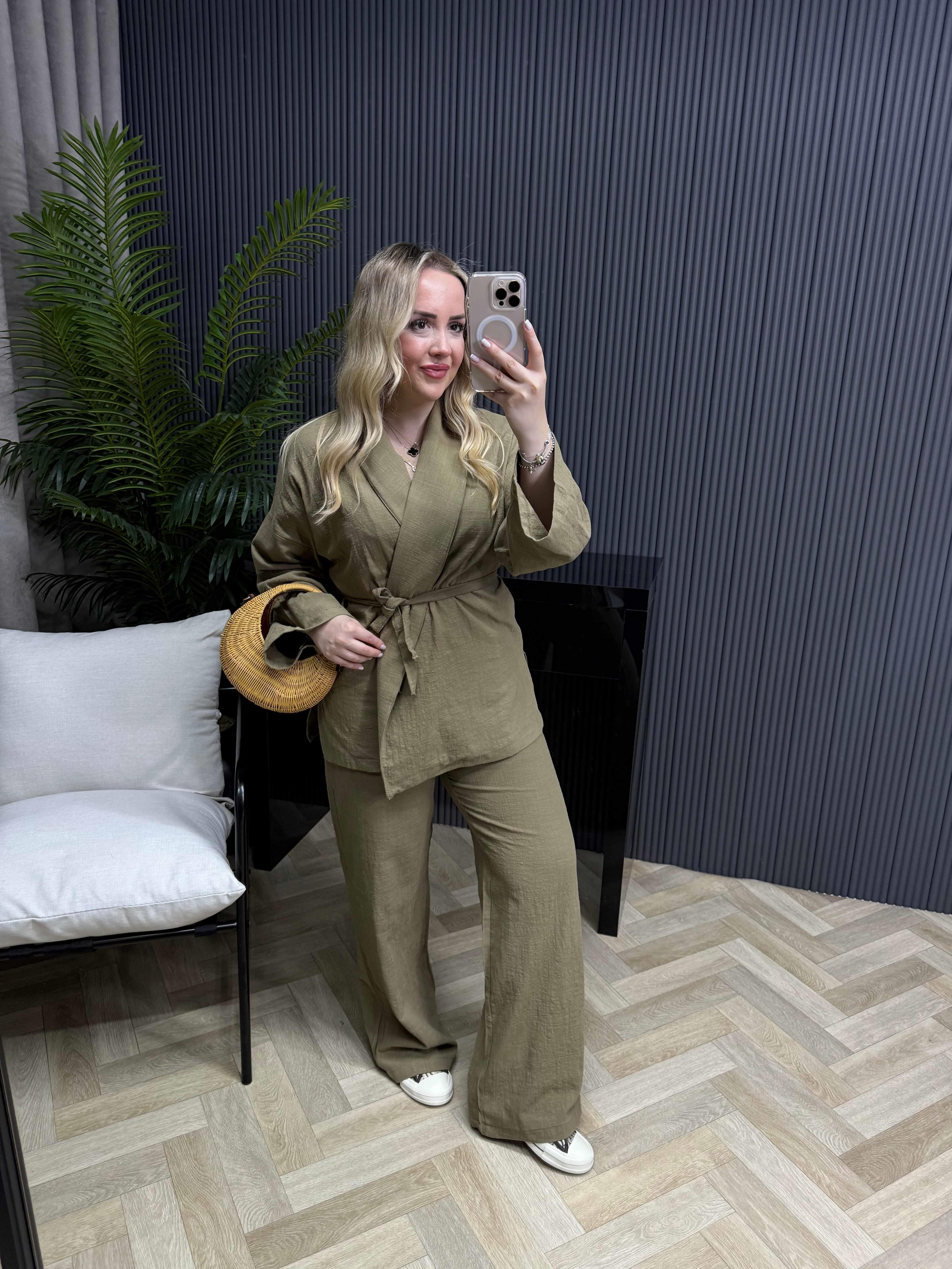 Kimonulu Keten Takım Haki